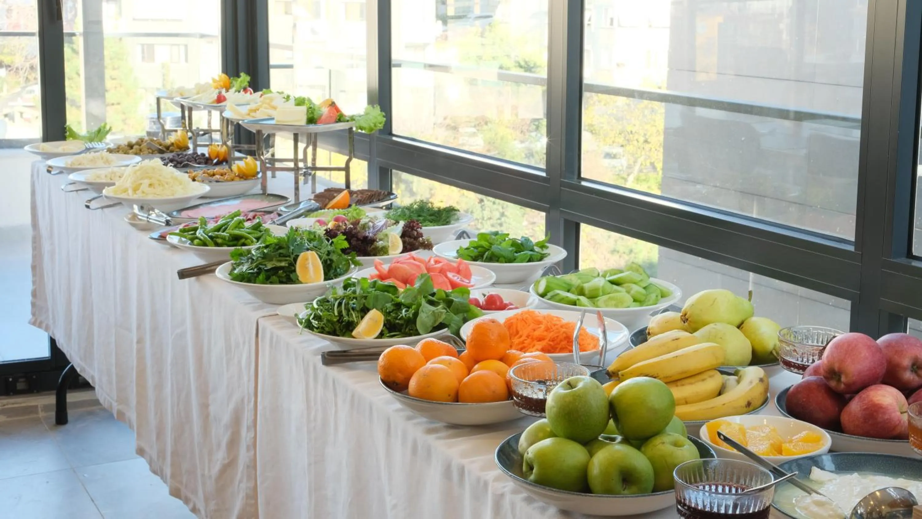 Breakfast in Sirius Hotel Deluxe