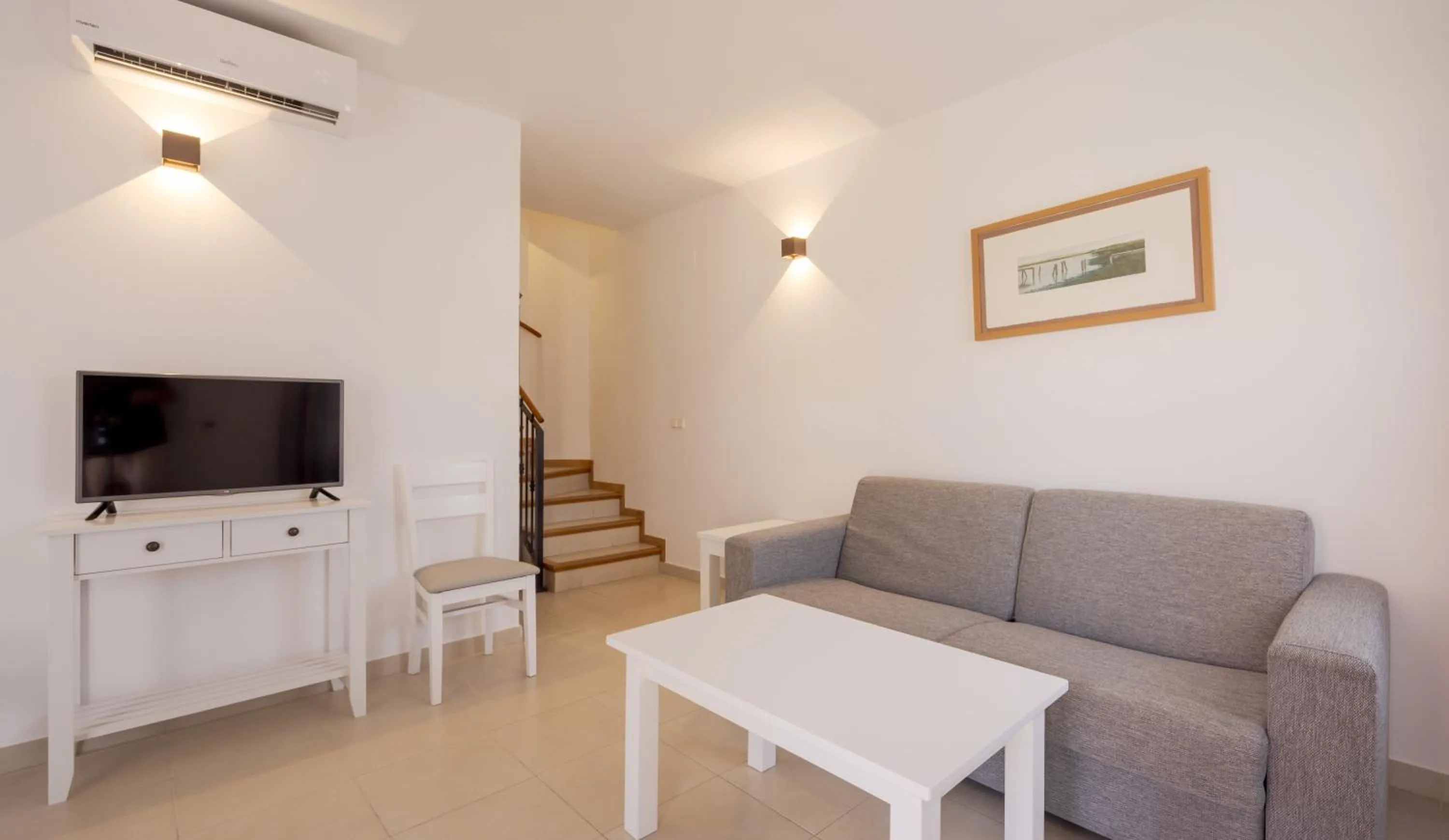 Living room in Ilunion Sancti Petri