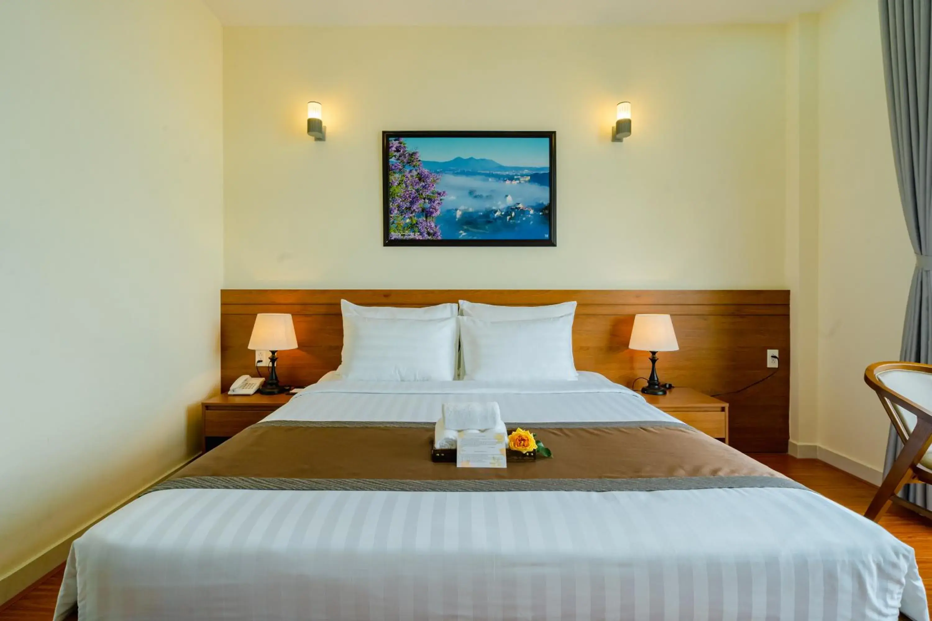 Property building, Bed in Bombo DaLat Hotel Property building, Bed in Bombo DaLat Hotel