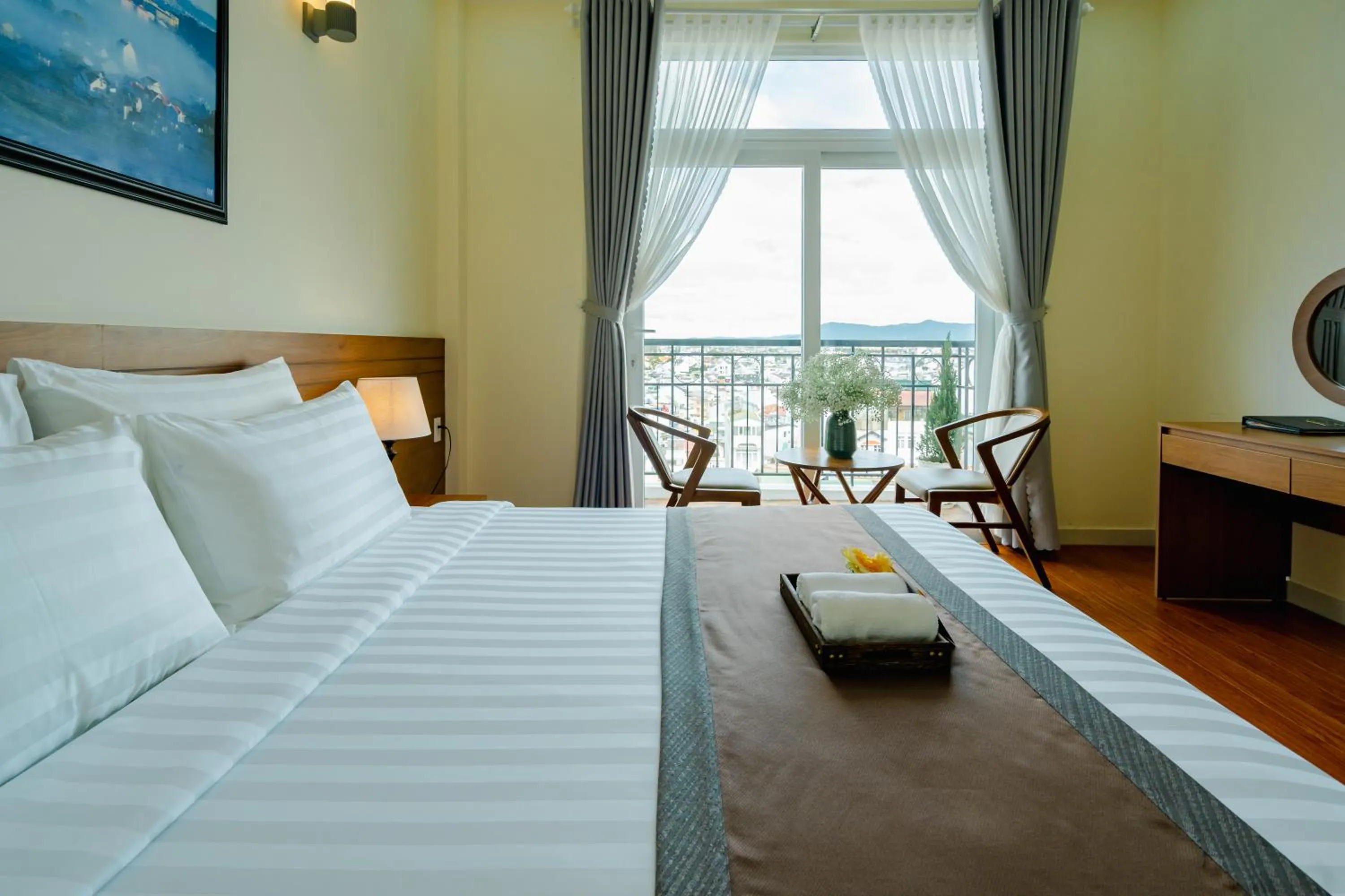 Property building, Bed in Bombo DaLat Hotel