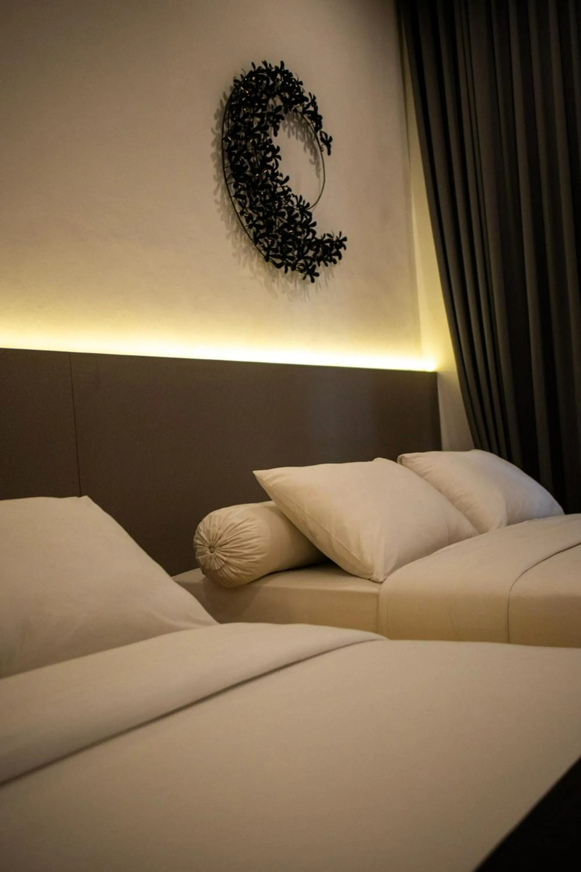 Bed in LeRoca Villa