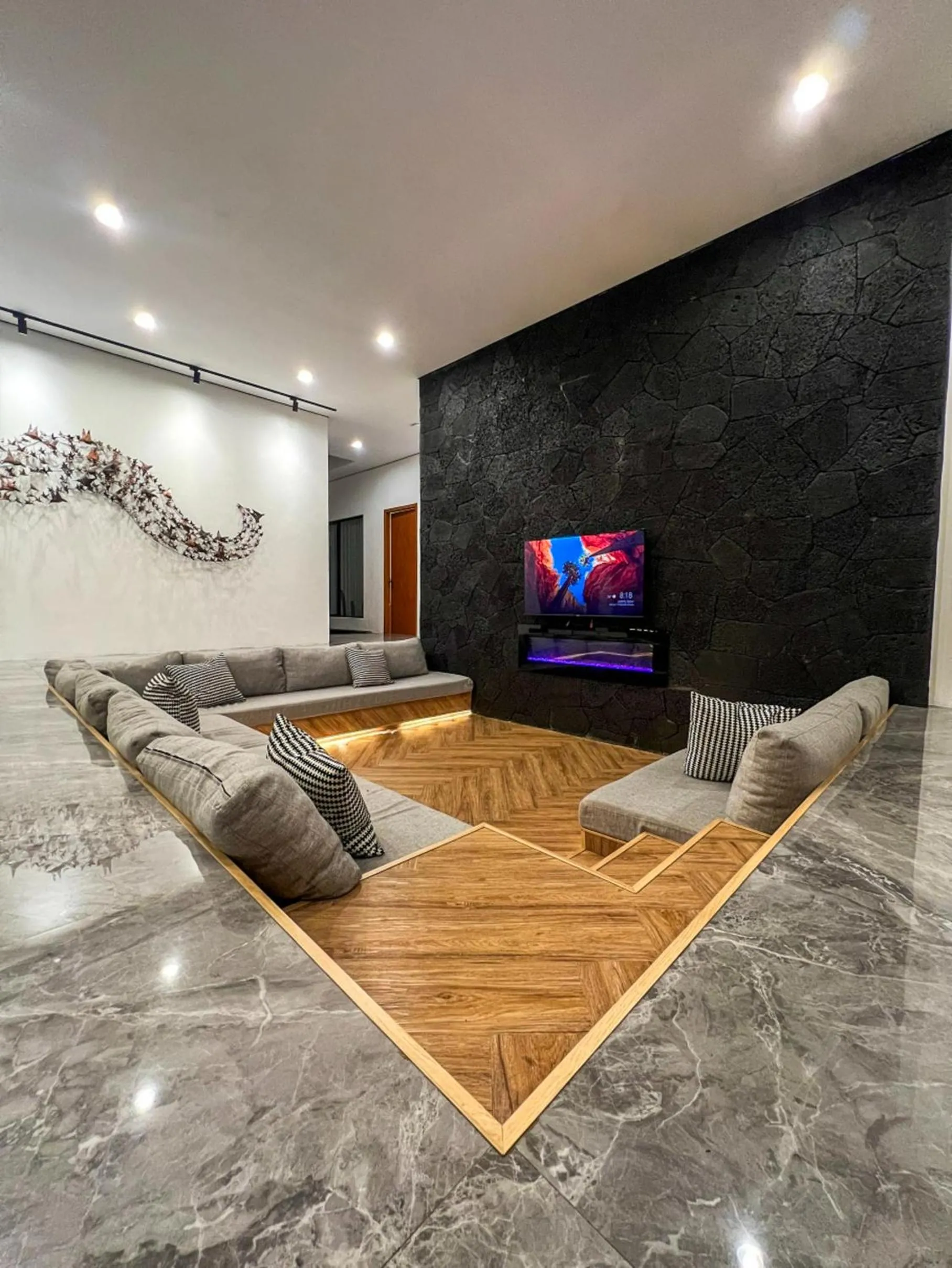 Living room in LeRoca Villa
