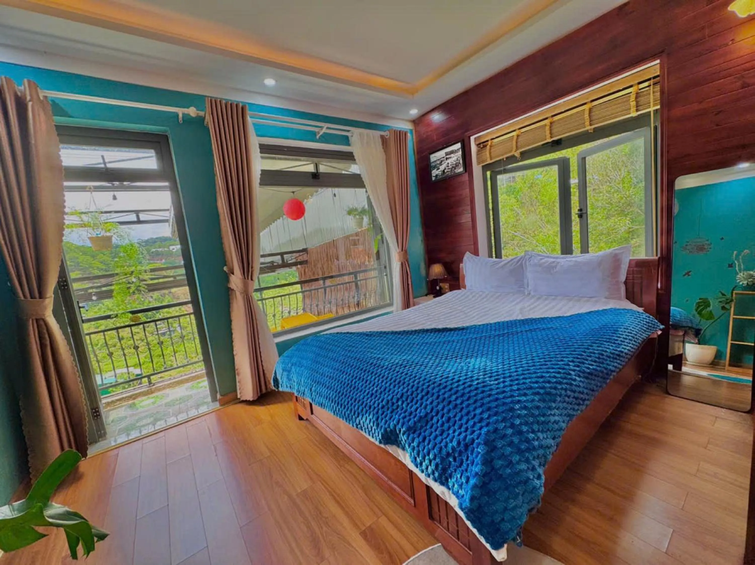 Photo of the whole room, Bed in Pine Forest House Dalat