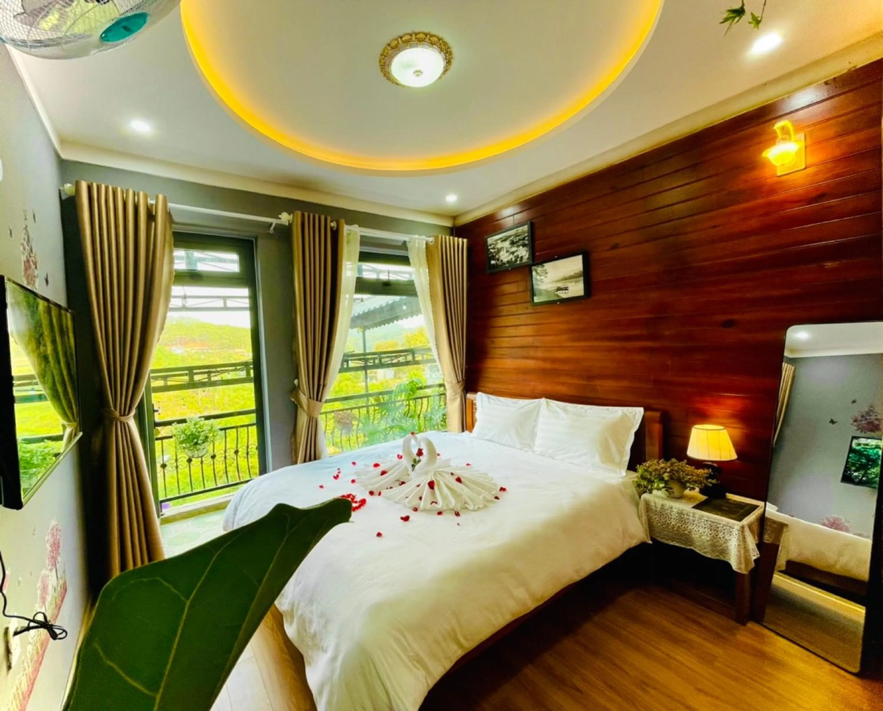 Bedroom, Bed in Pine Forest House Dalat