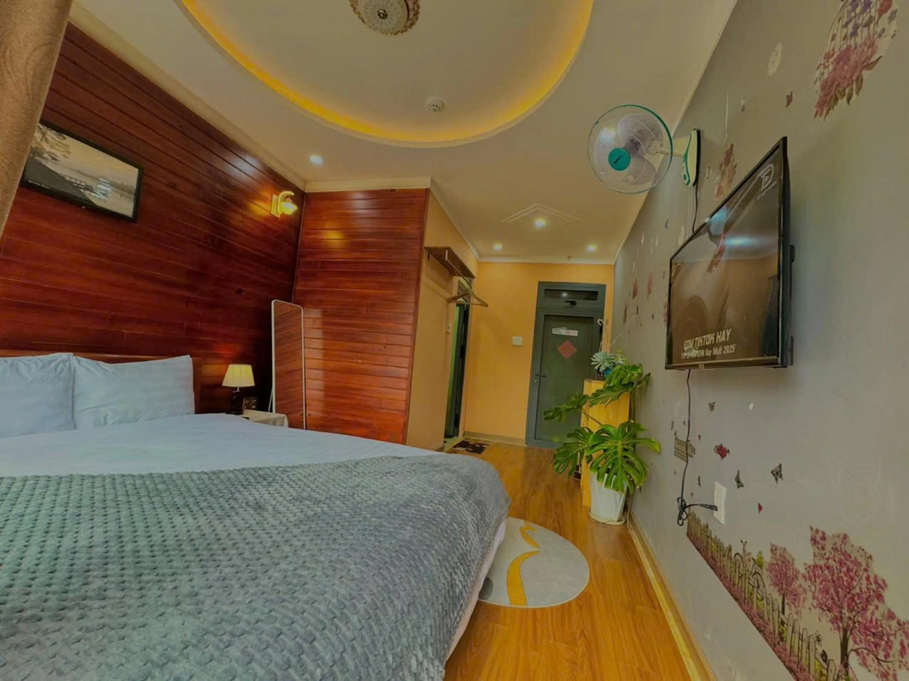 Bedroom, Bed in Pine Forest House Dalat