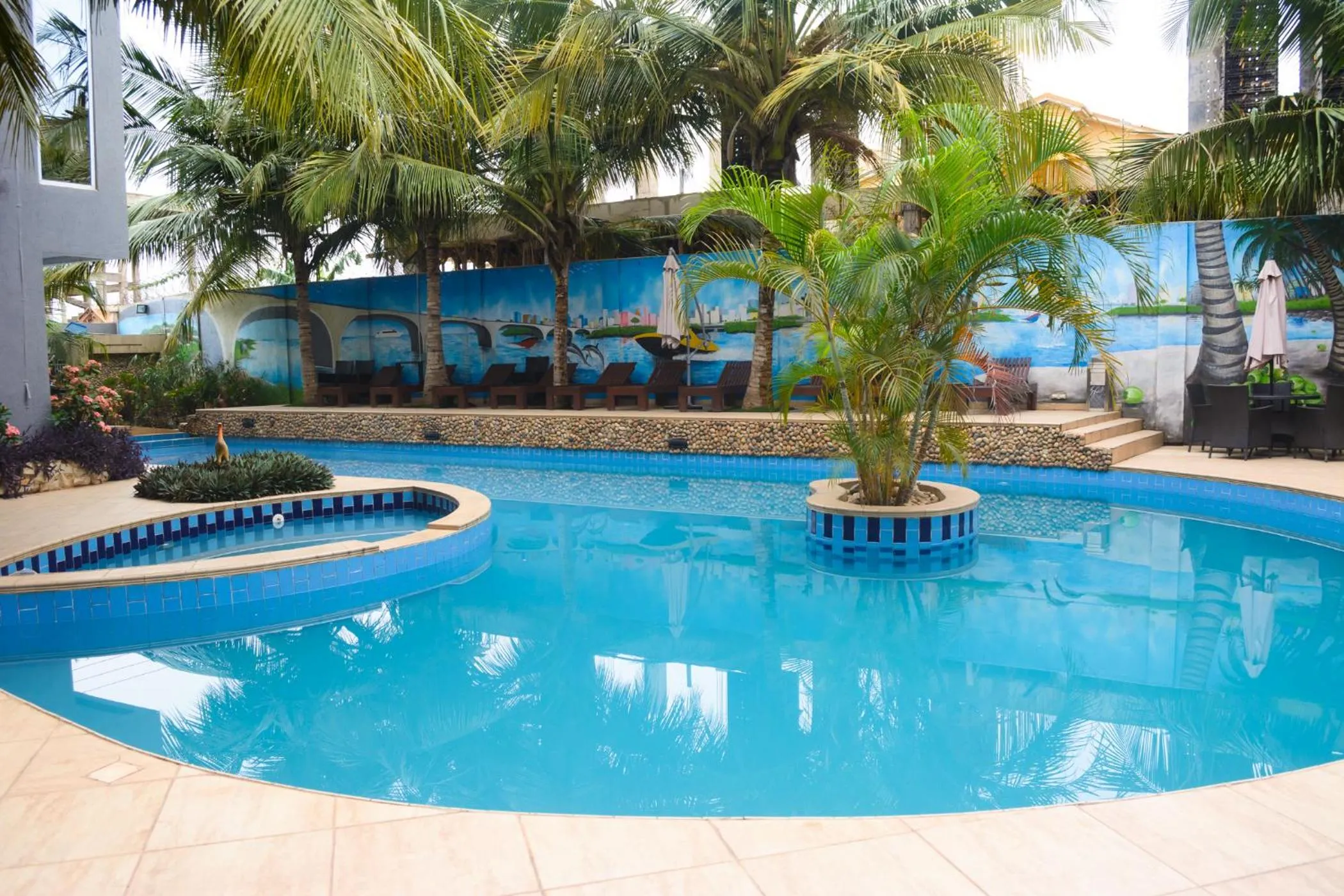Swimming pool in Mendiata Hotel