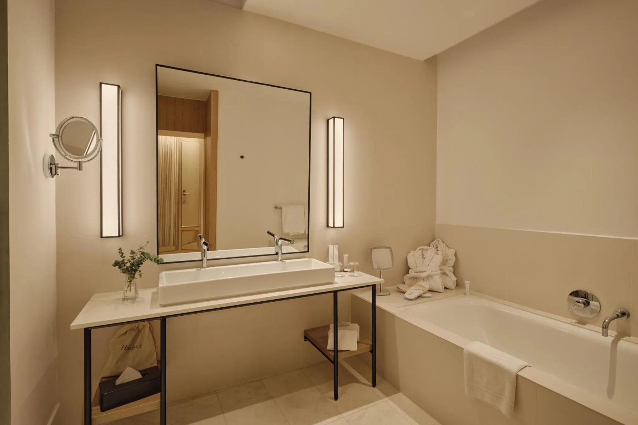 Bathroom in Hospes Palau de La Mar, Valencia, a Member of Design Hotels