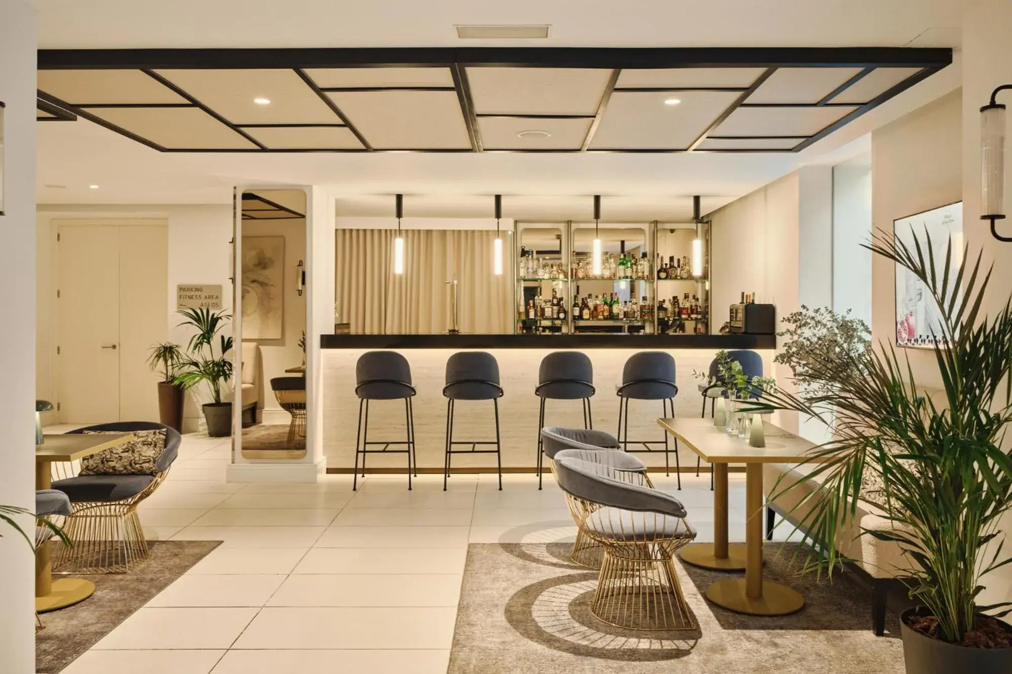 Lounge or bar in Hospes Palau de La Mar, Valencia, a Member of Design Hotels Lounge or bar in Hospes Palau de La Mar, Valencia, a Member of Design Hotels