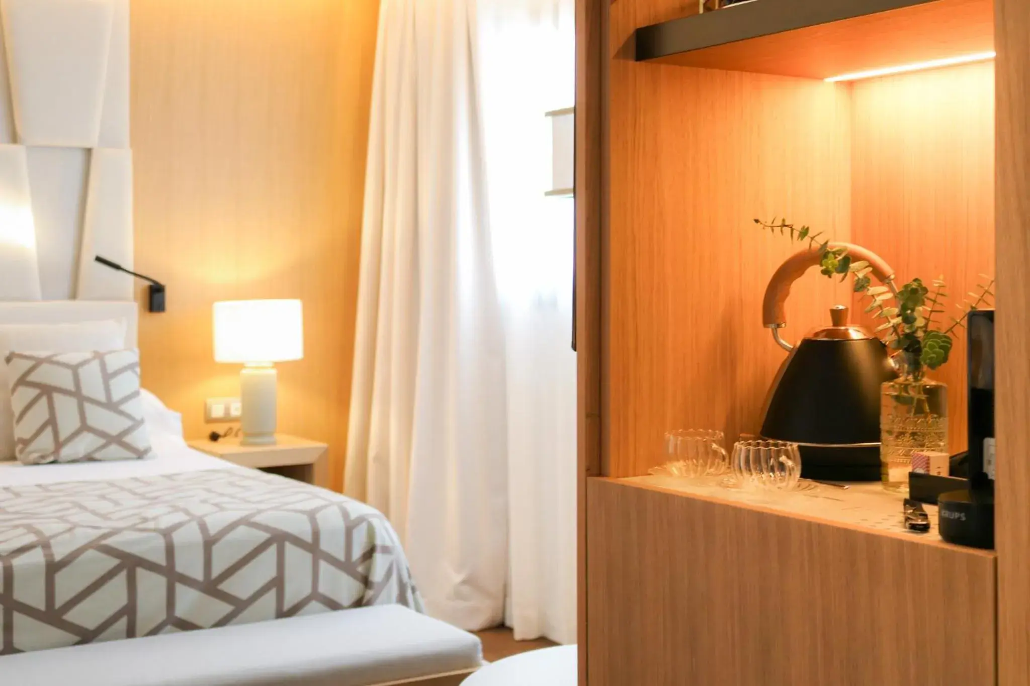 Dreamer Double or Twin Room in Hospes Palau de La Mar, Valencia, a Member of Design Hotels Dreamer Double or Twin Room in Hospes Palau de La Mar, Valencia, a Member of Design Hotels