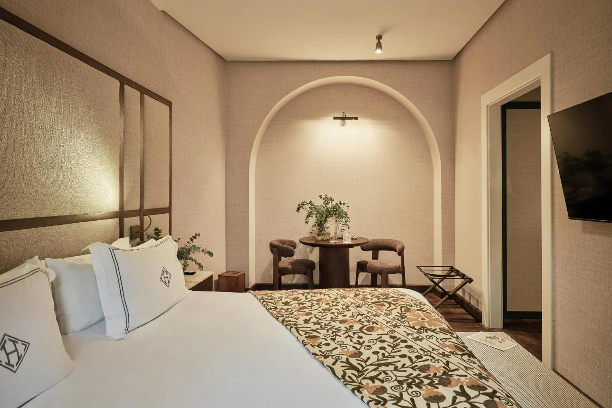 Photo of the whole room, Bed in Hospes Palacio del Bailio, a Member of Design Hotels