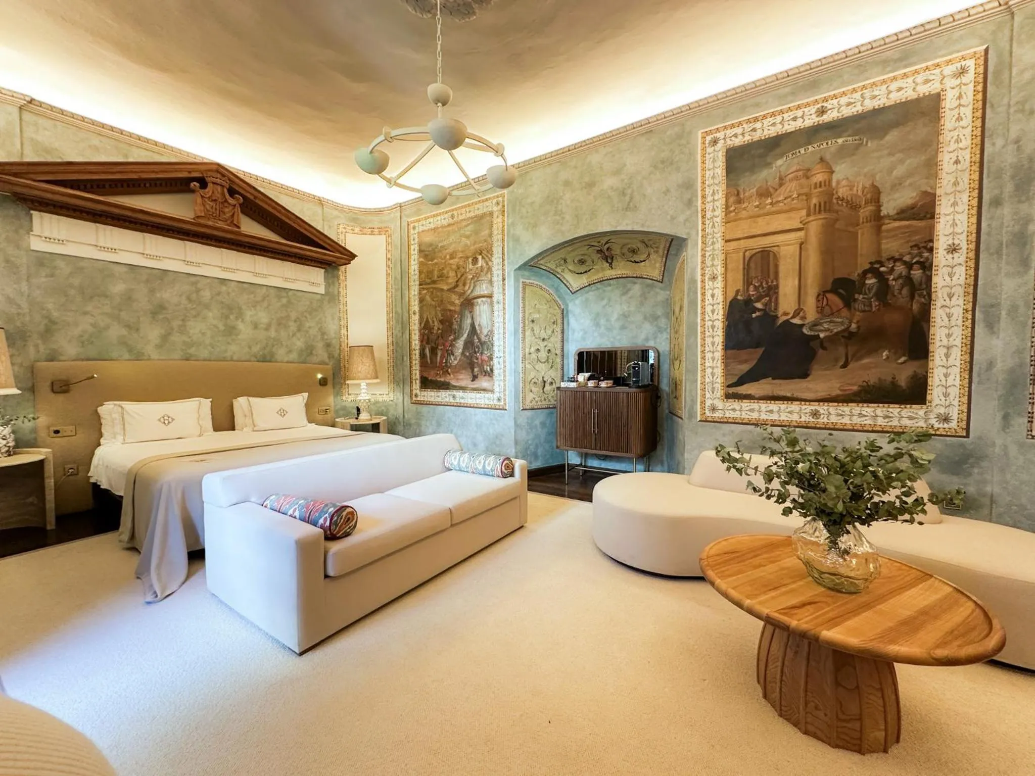 Bed in Hospes Palacio del Bailio, a Member of Design Hotels
