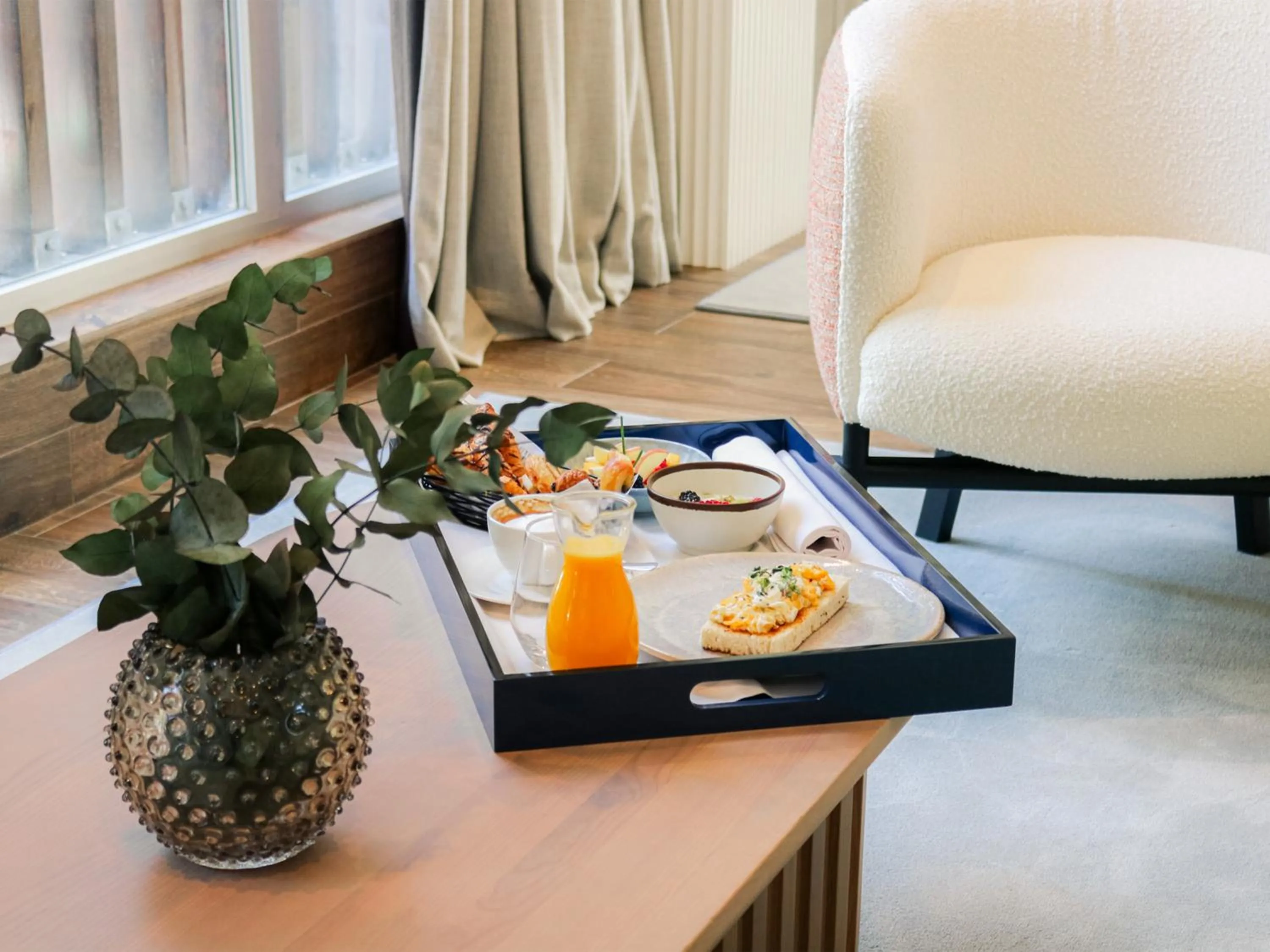 Breakfast in Hospes Palacio de los Patos, a Member of Design Hotels