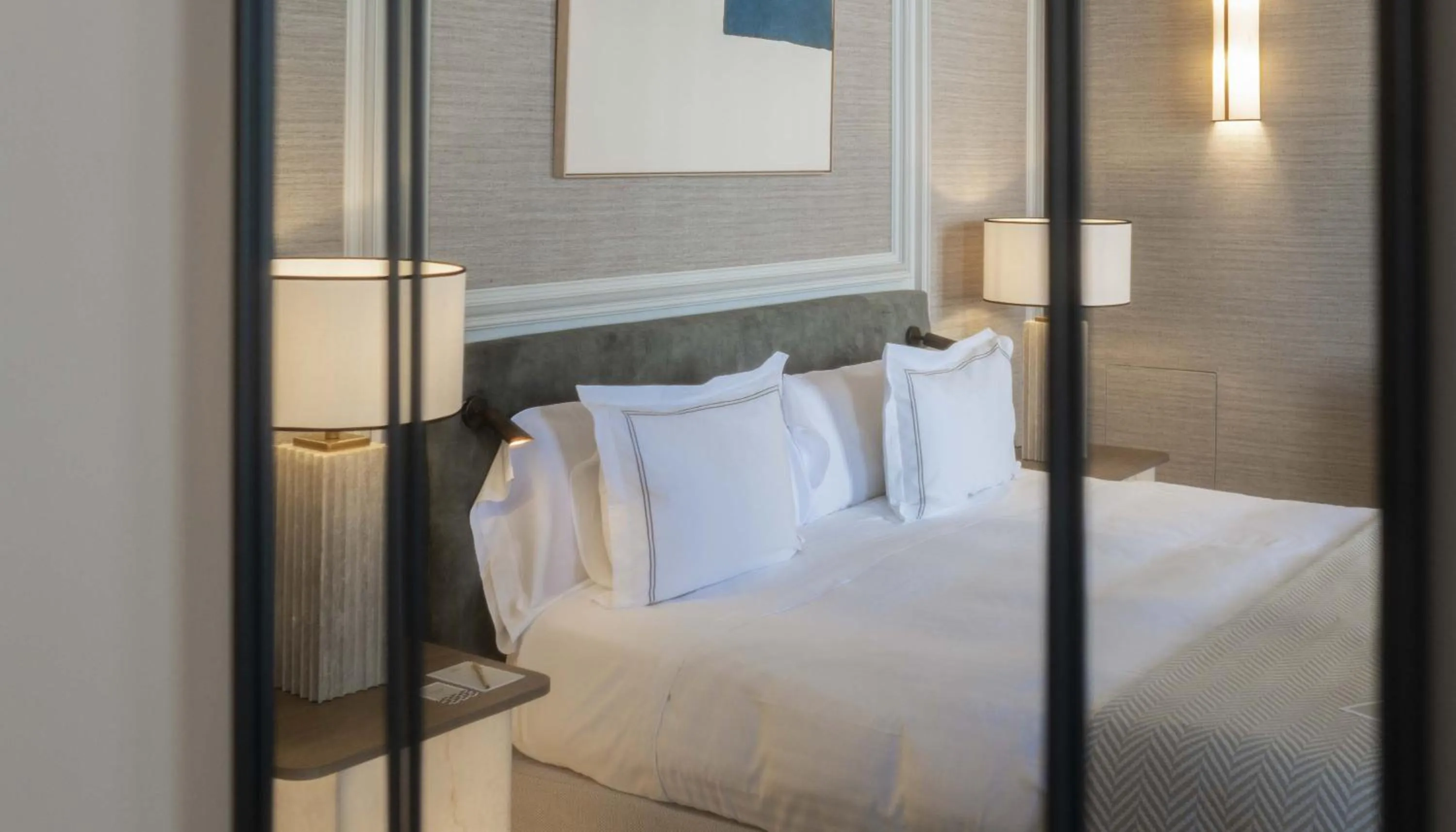 Bed in Hospes Palacio de los Patos, a Member of Design Hotels