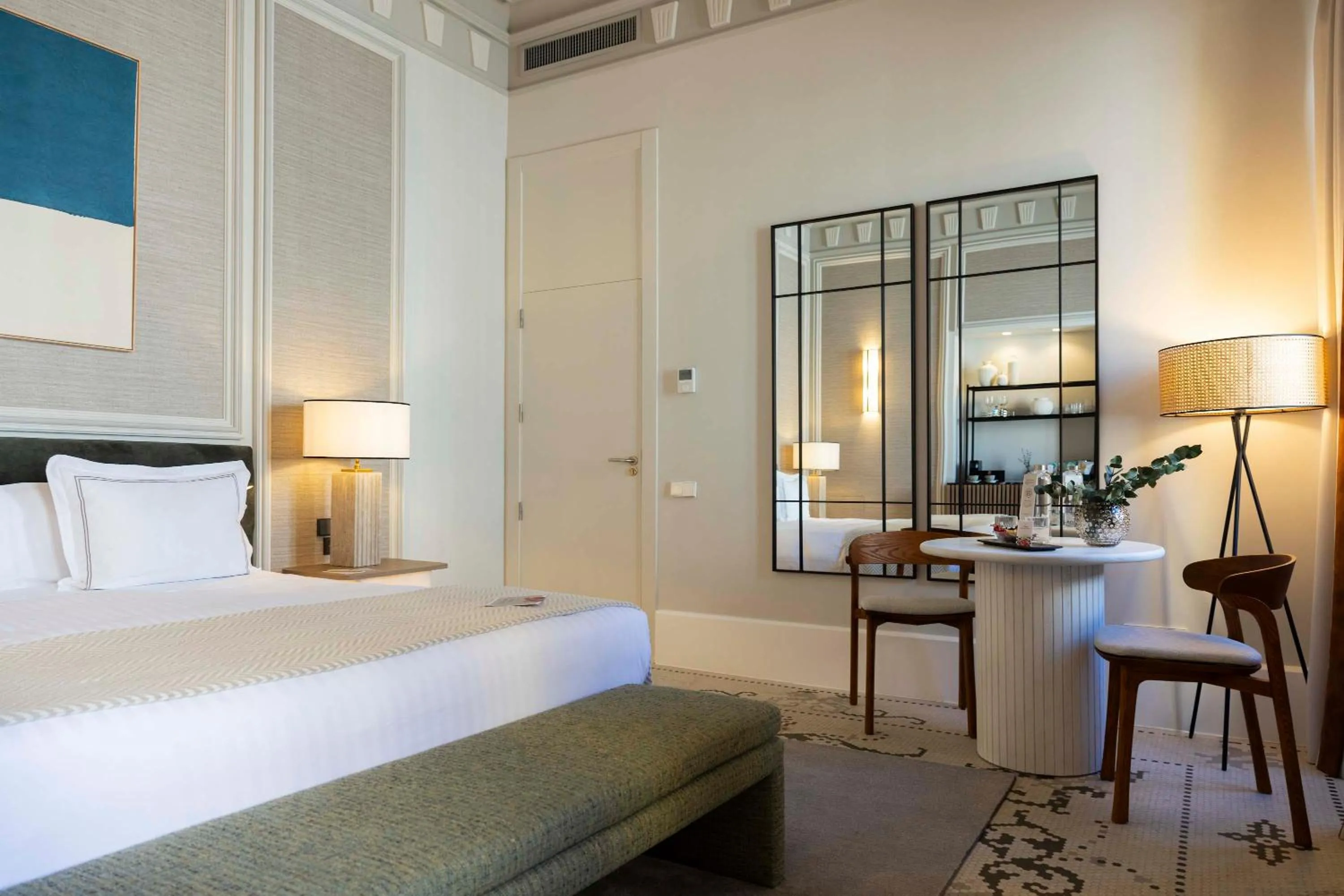 Photo of the whole room, Bed in Hospes Palacio de los Patos, a Member of Design Hotels