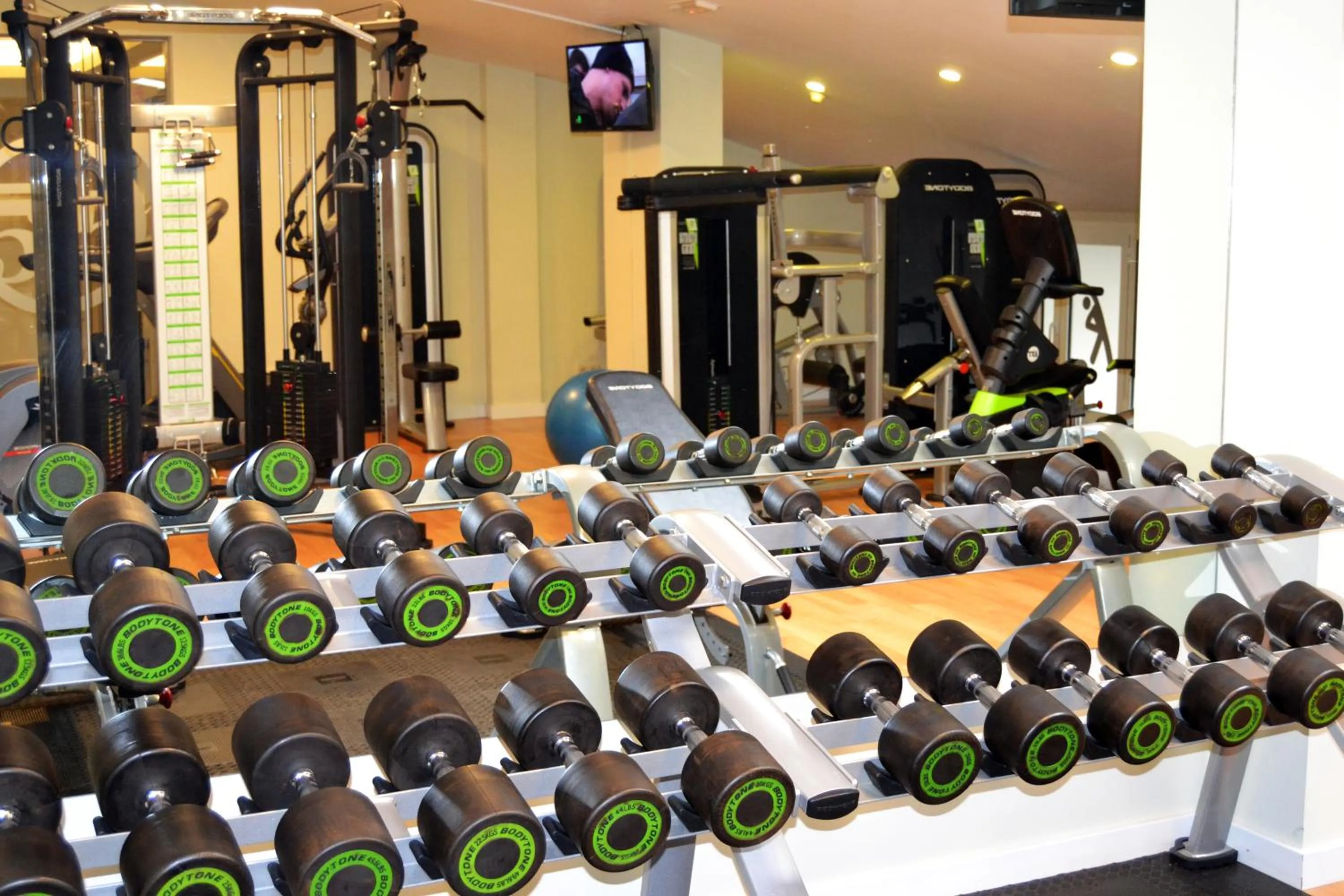 Fitness centre/facilities in Hotel 525
