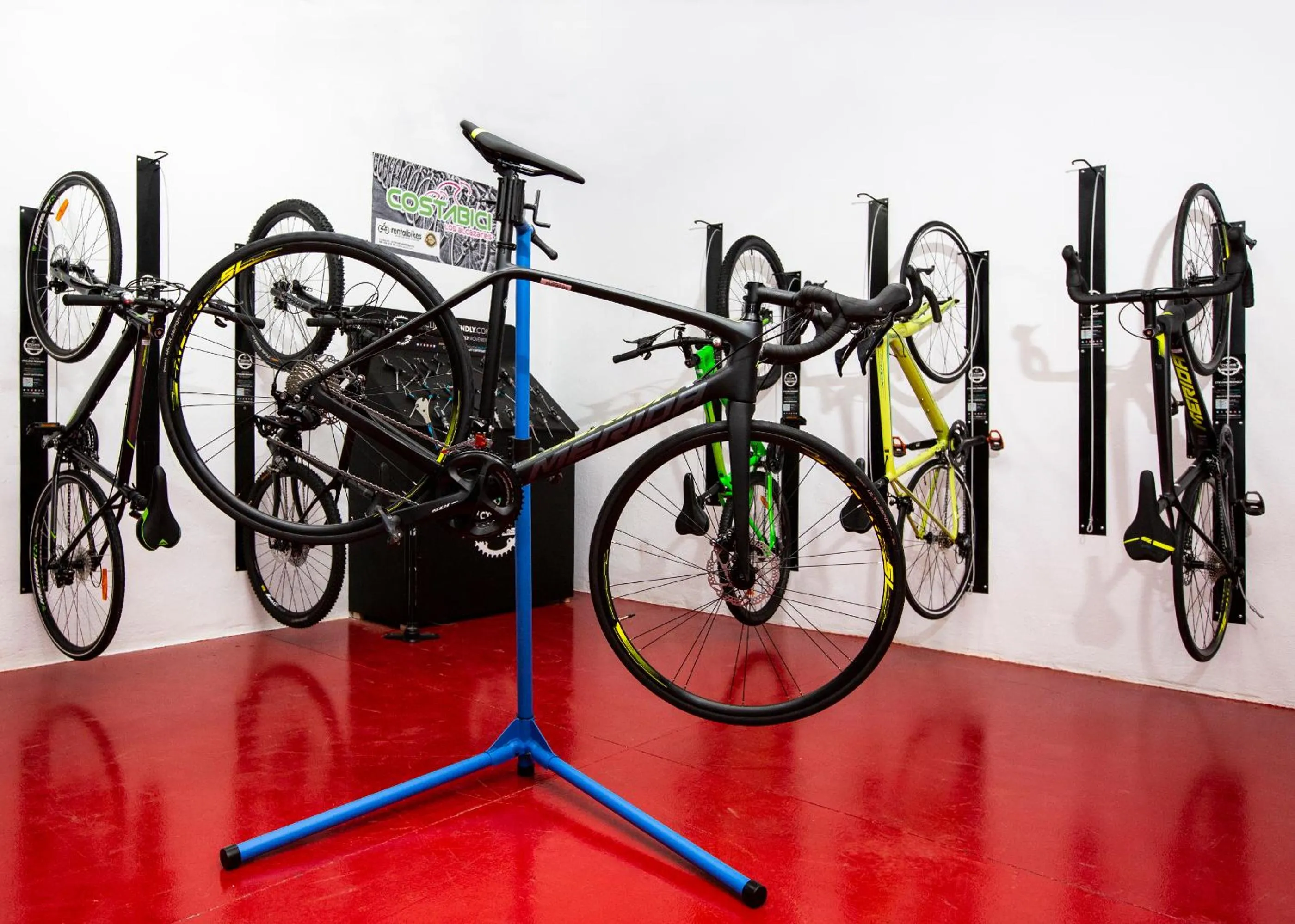 Cycling in Hotel 525