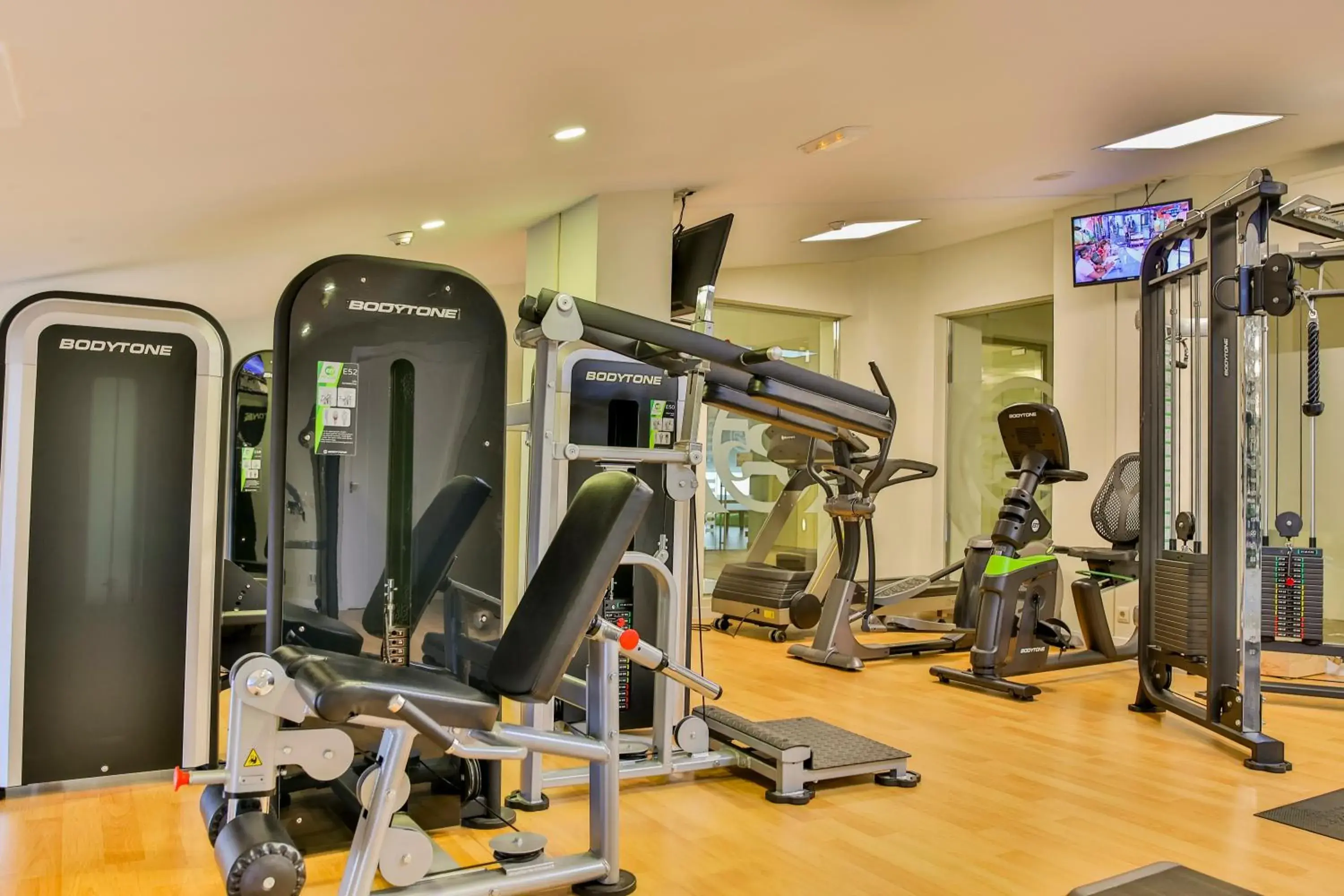 Fitness centre/facilities in Hotel 525 Fitness centre/facilities in Hotel 525