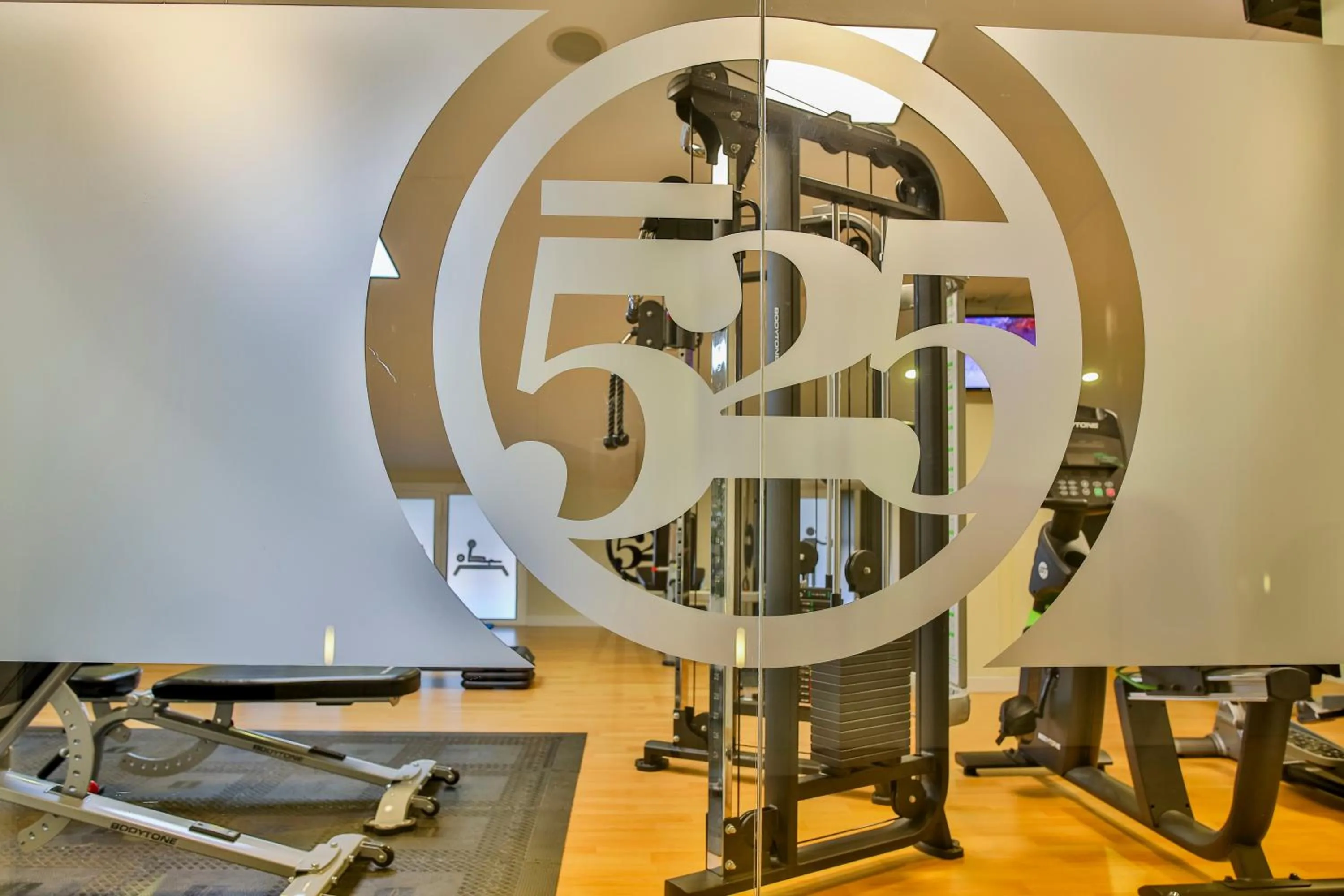 Fitness centre/facilities in Hotel 525
