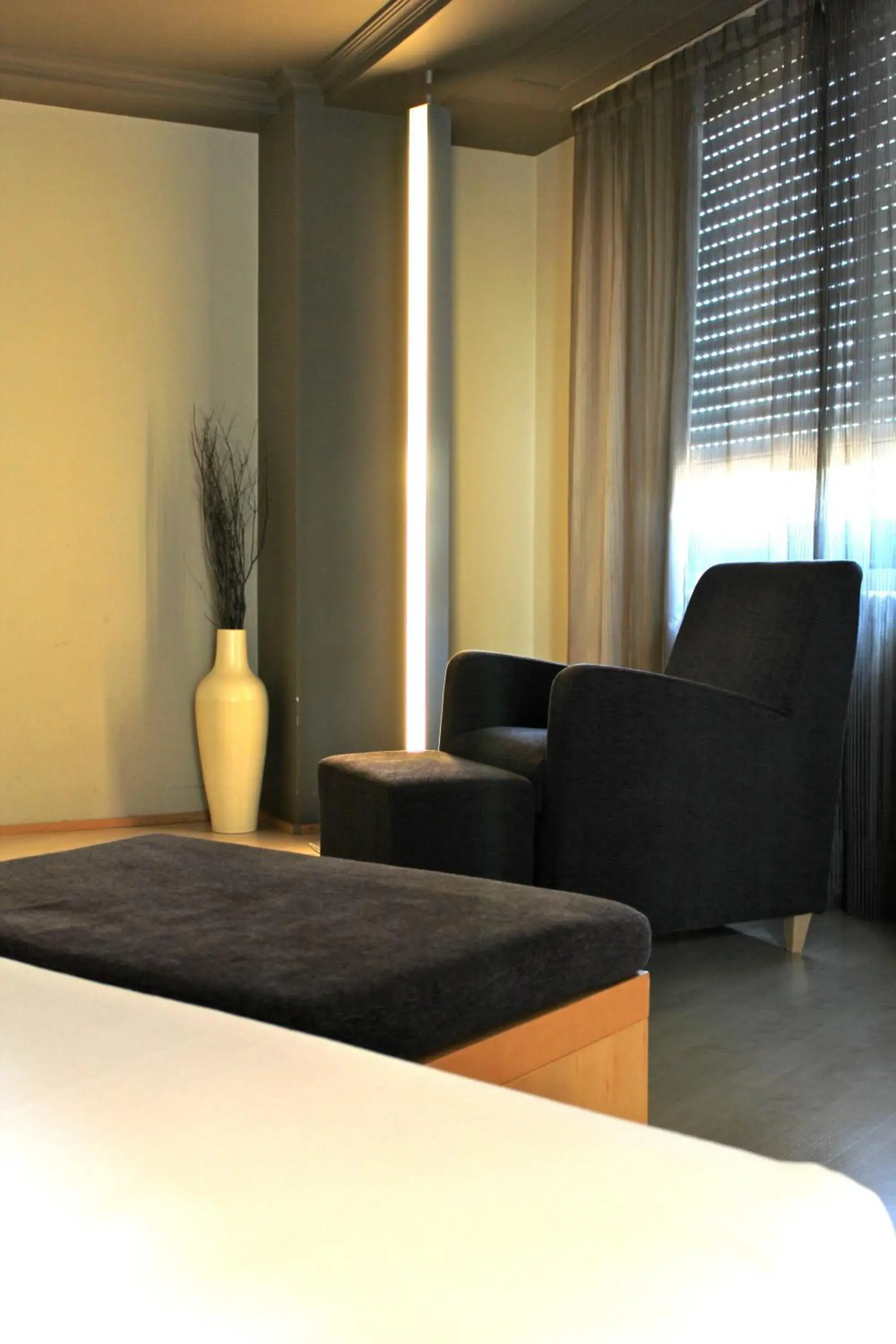 Superior Twin Room in Hotel Almirante Superior Twin Room in Hotel Almirante