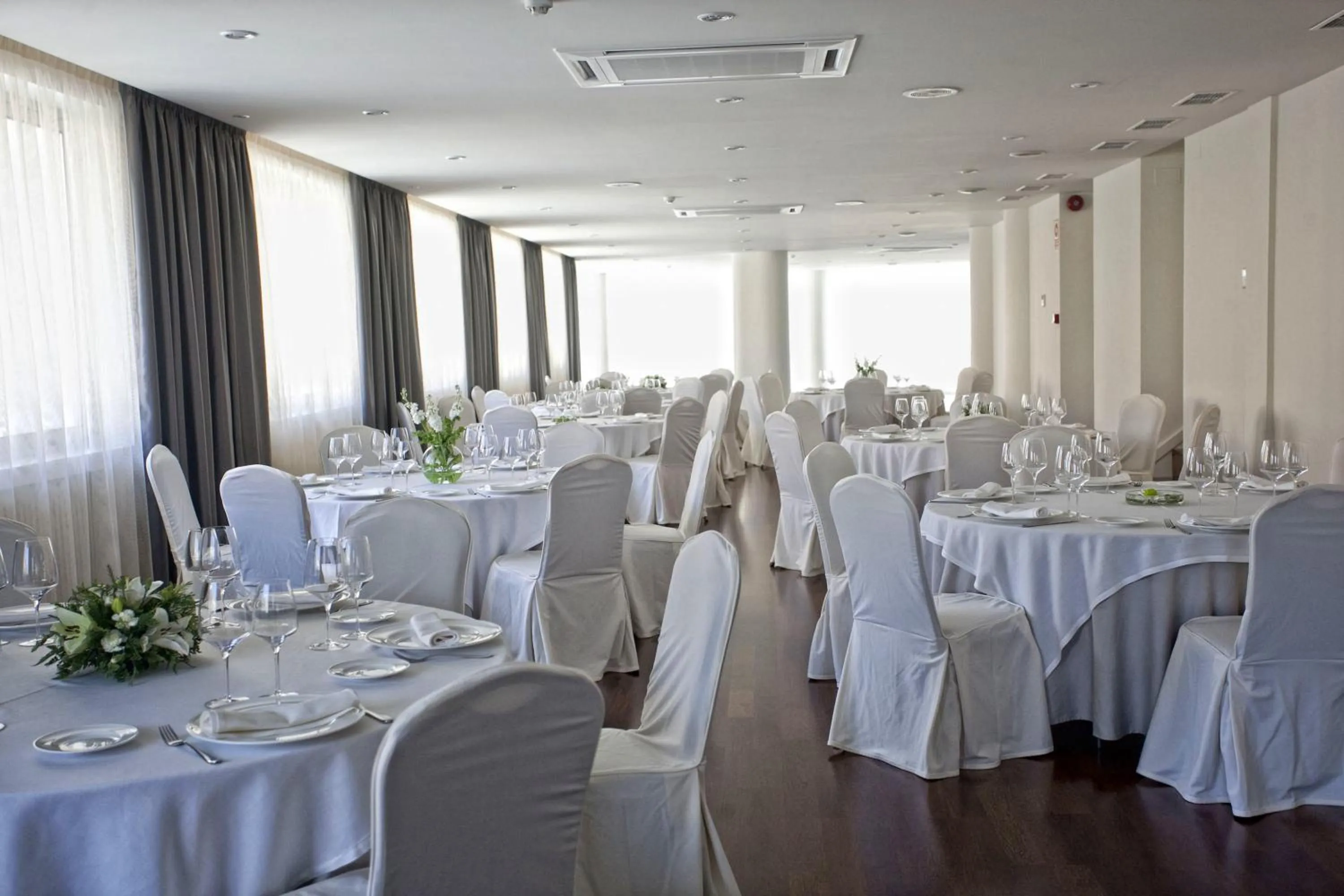 Banquet/Function facilities in Hotel Almirante