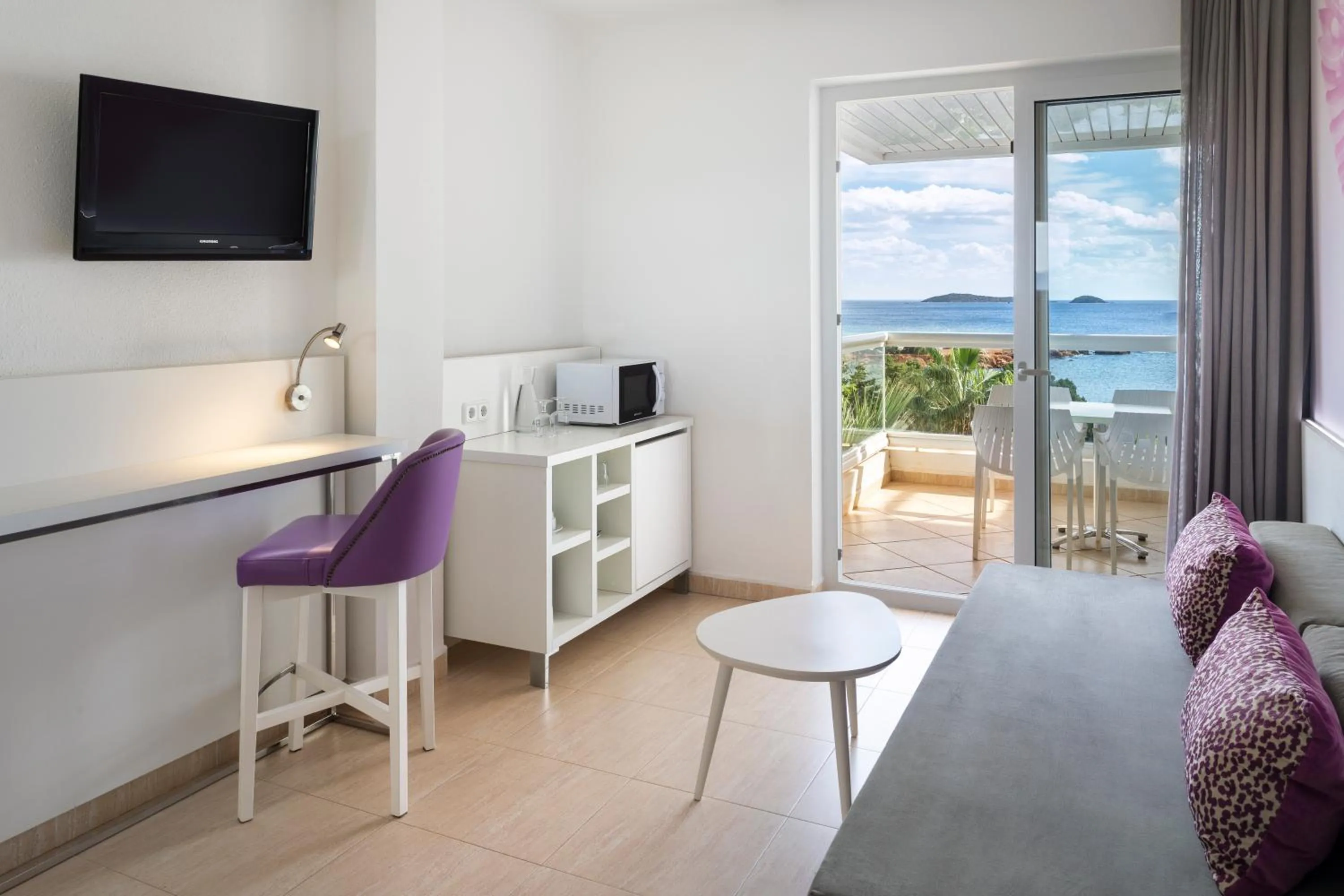 Living room in Aparthotel Tropic Garden