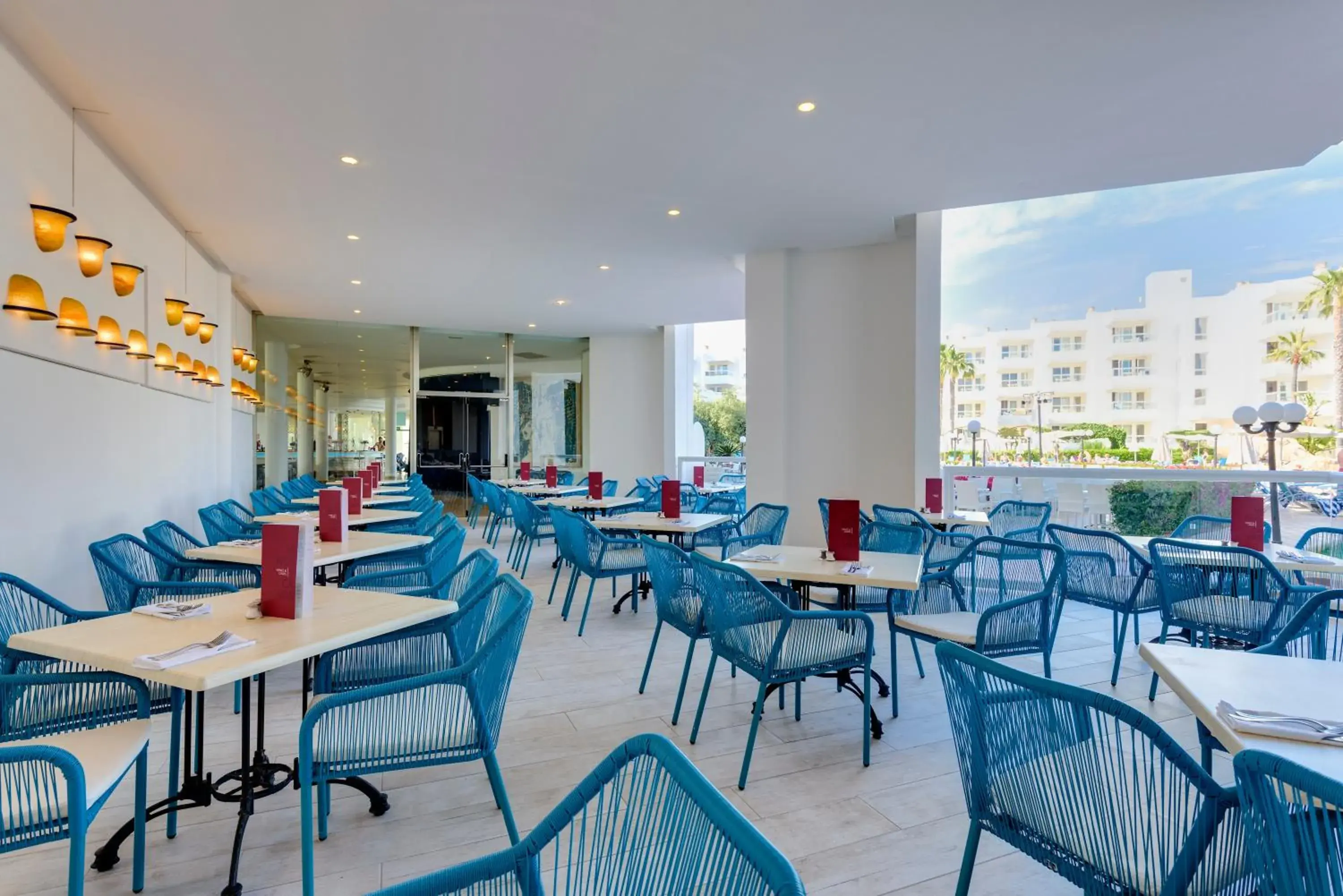 Restaurant/places to eat in Aparthotel Tropic Garden Restaurant/places to eat in Aparthotel Tropic Garden