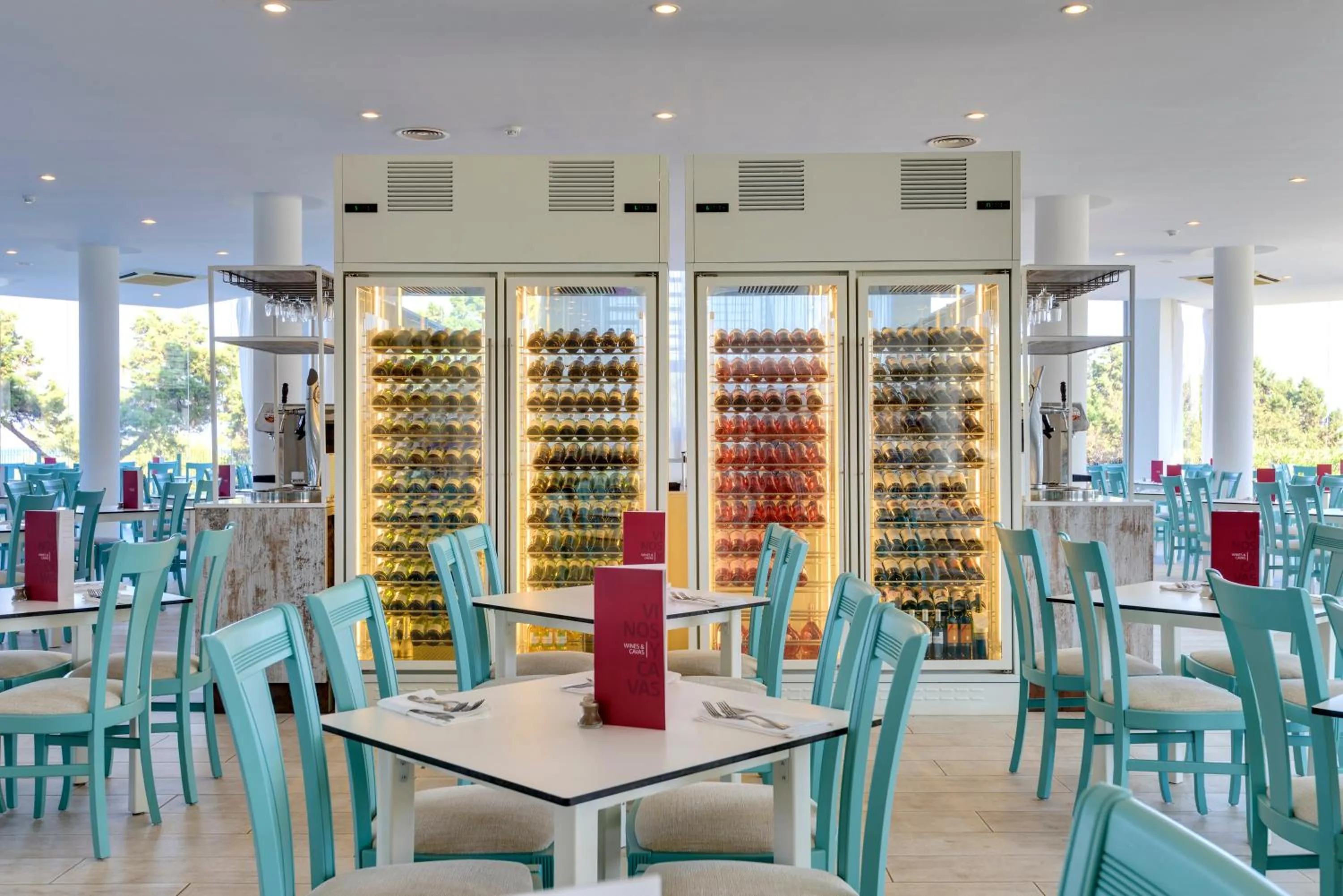 Restaurant/places to eat in Aparthotel Tropic Garden