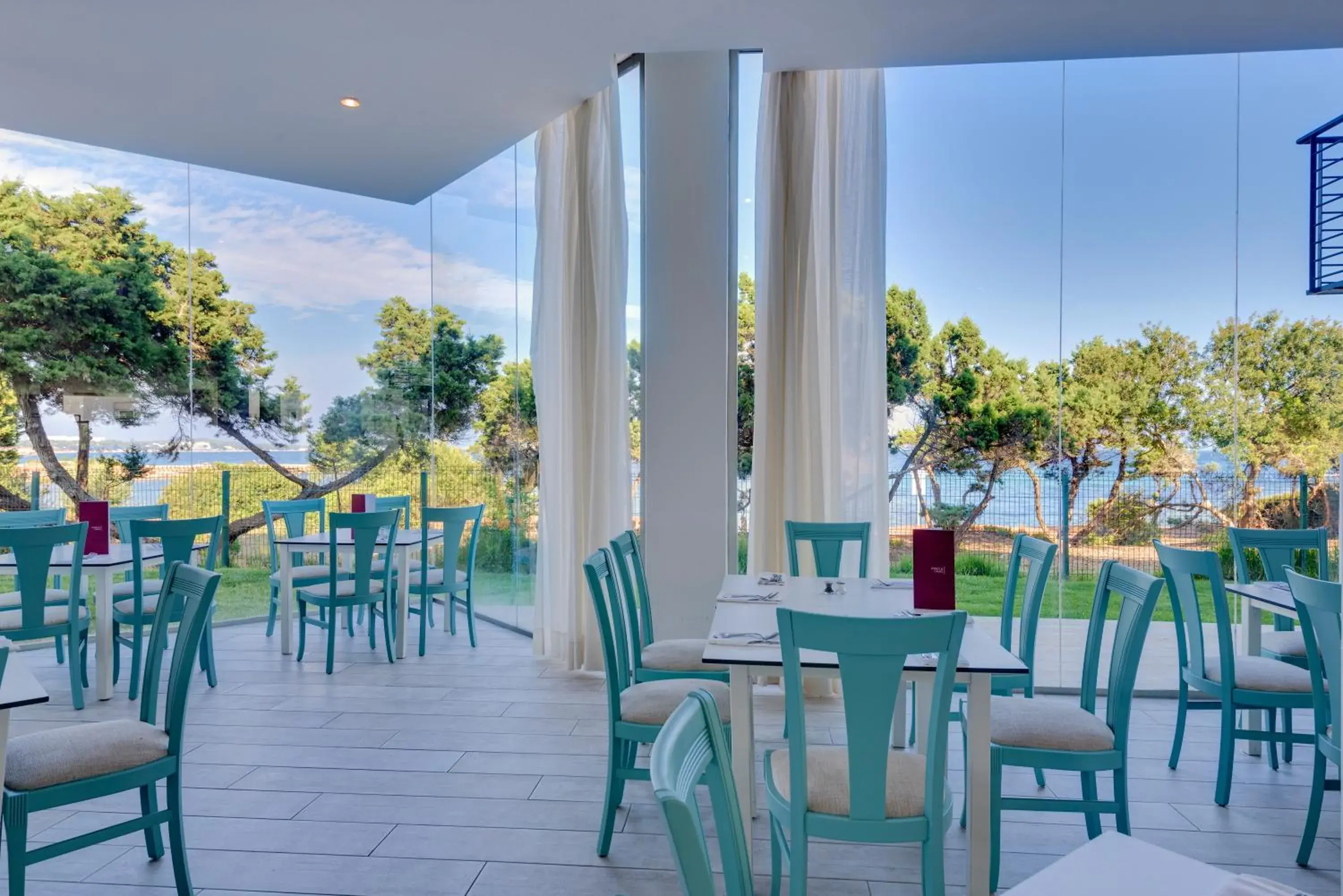 Restaurant/places to eat in Aparthotel Tropic Garden Restaurant/places to eat in Aparthotel Tropic Garden