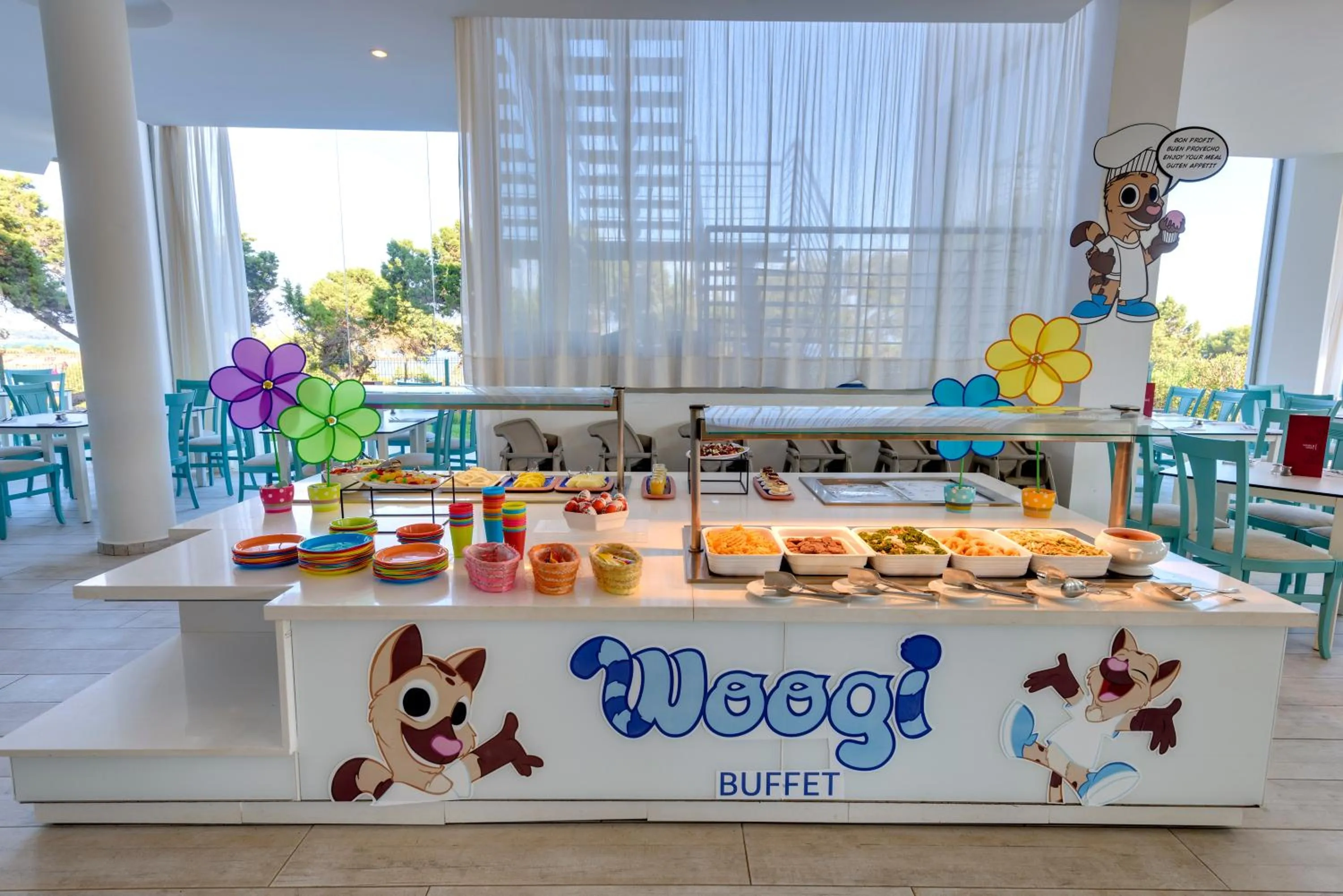 Restaurant/places to eat in Aparthotel Tropic Garden