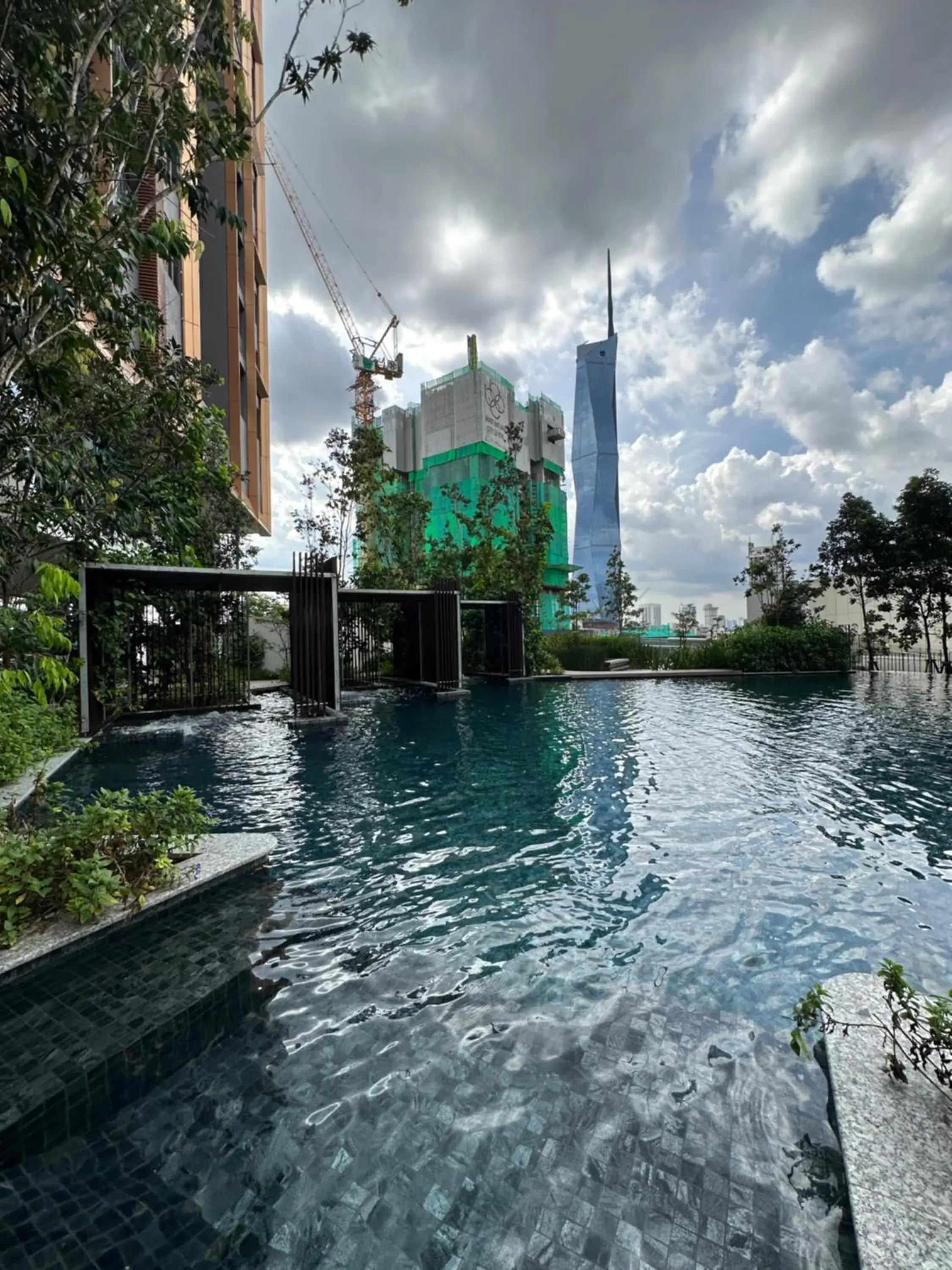 Pool view in Lucentia residence T1 Pool view in Lucentia residence T1