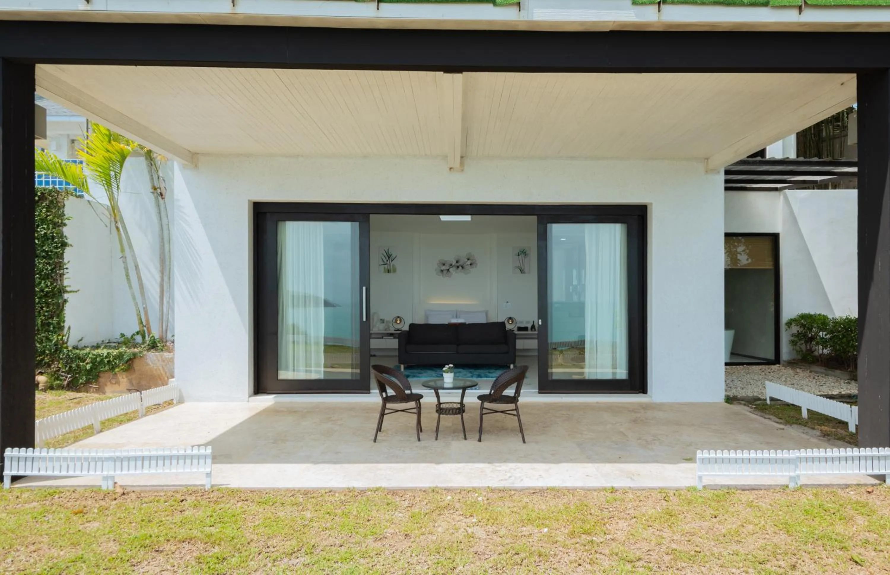 Garden in Bluemango Pool Villa & Resort Koh Samui