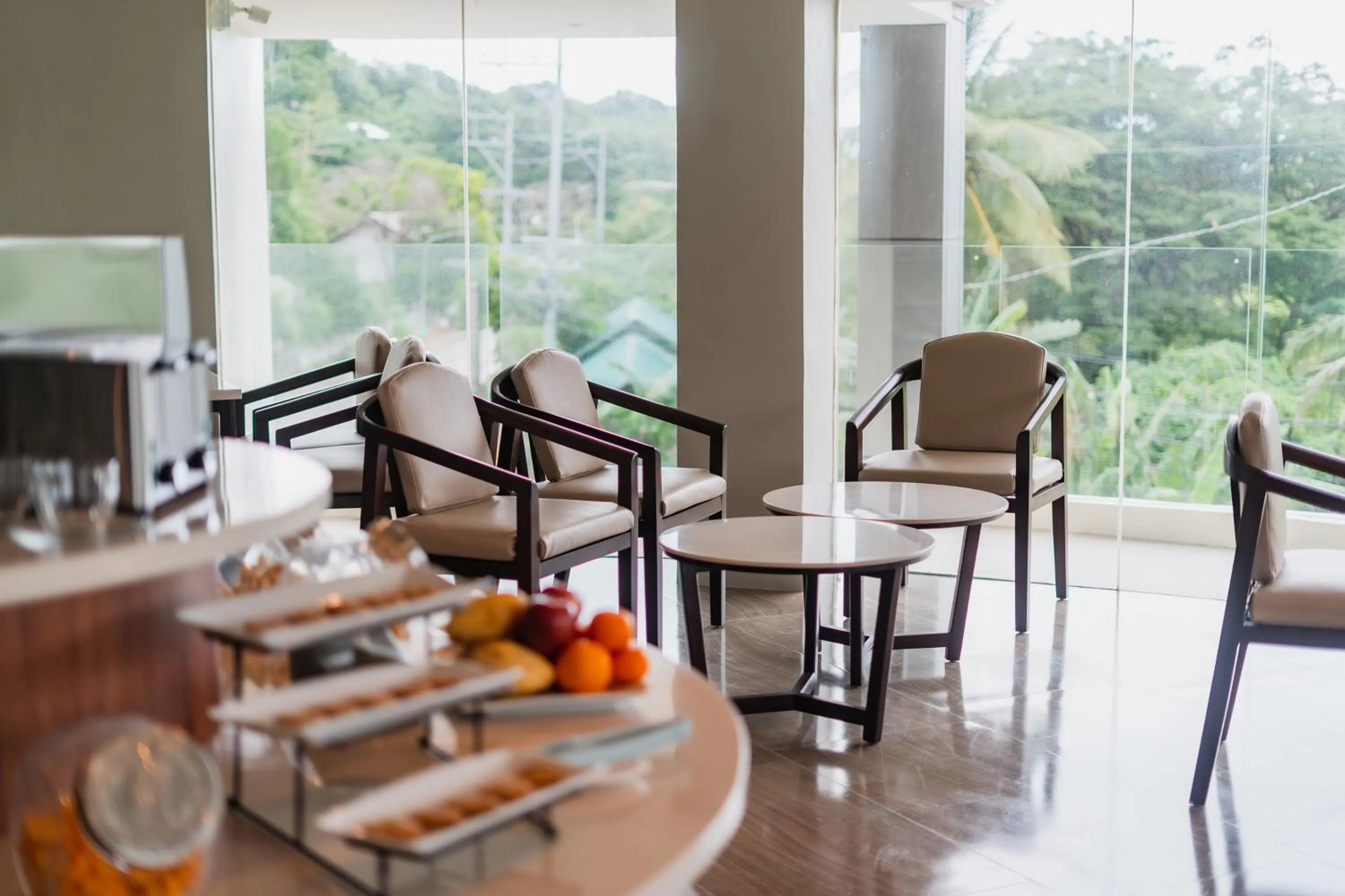 Lounge or bar in Canyon Hotels & Resorts Boracay