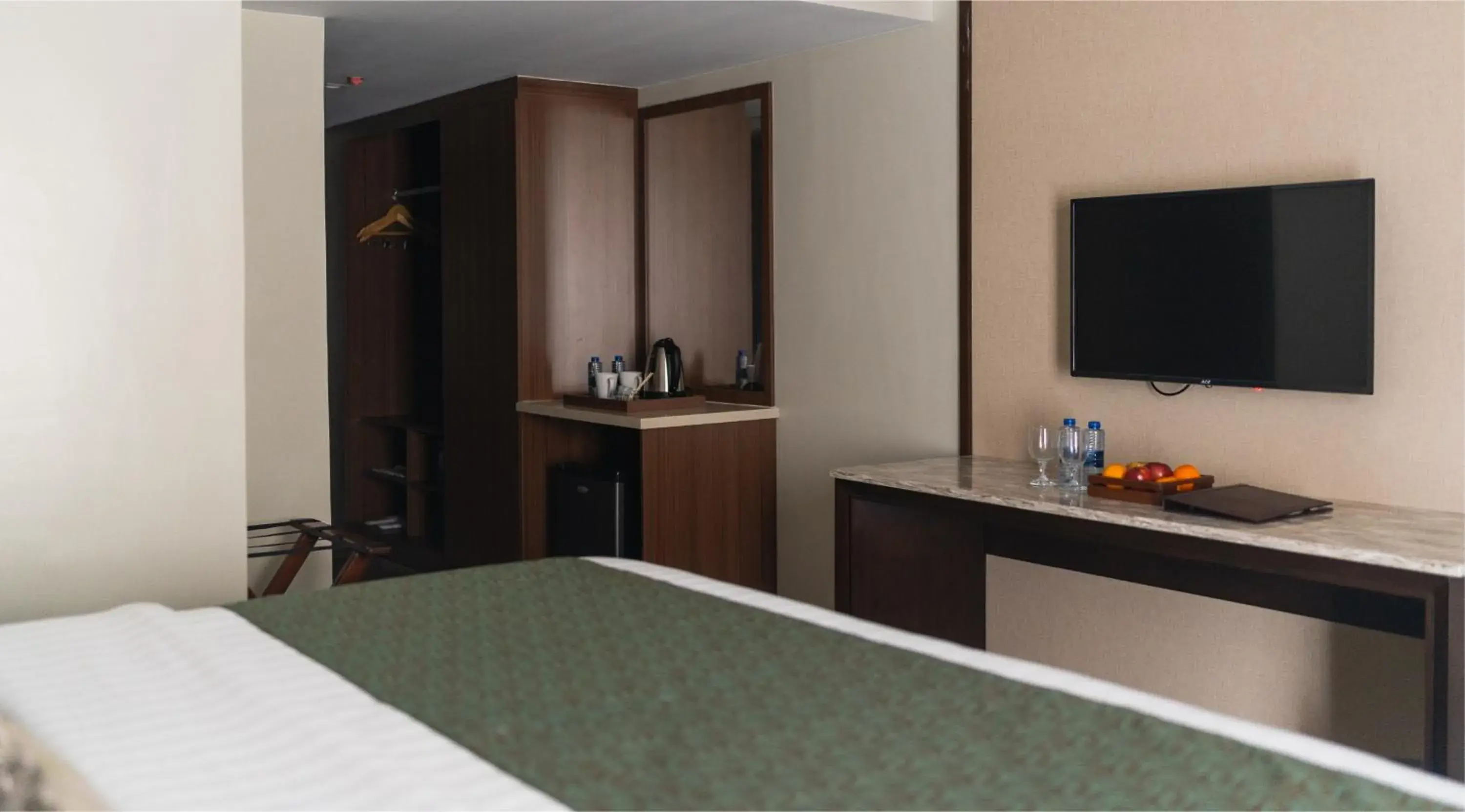 Bed in Canyon Hotels & Resorts Boracay Bed in Canyon Hotels & Resorts Boracay