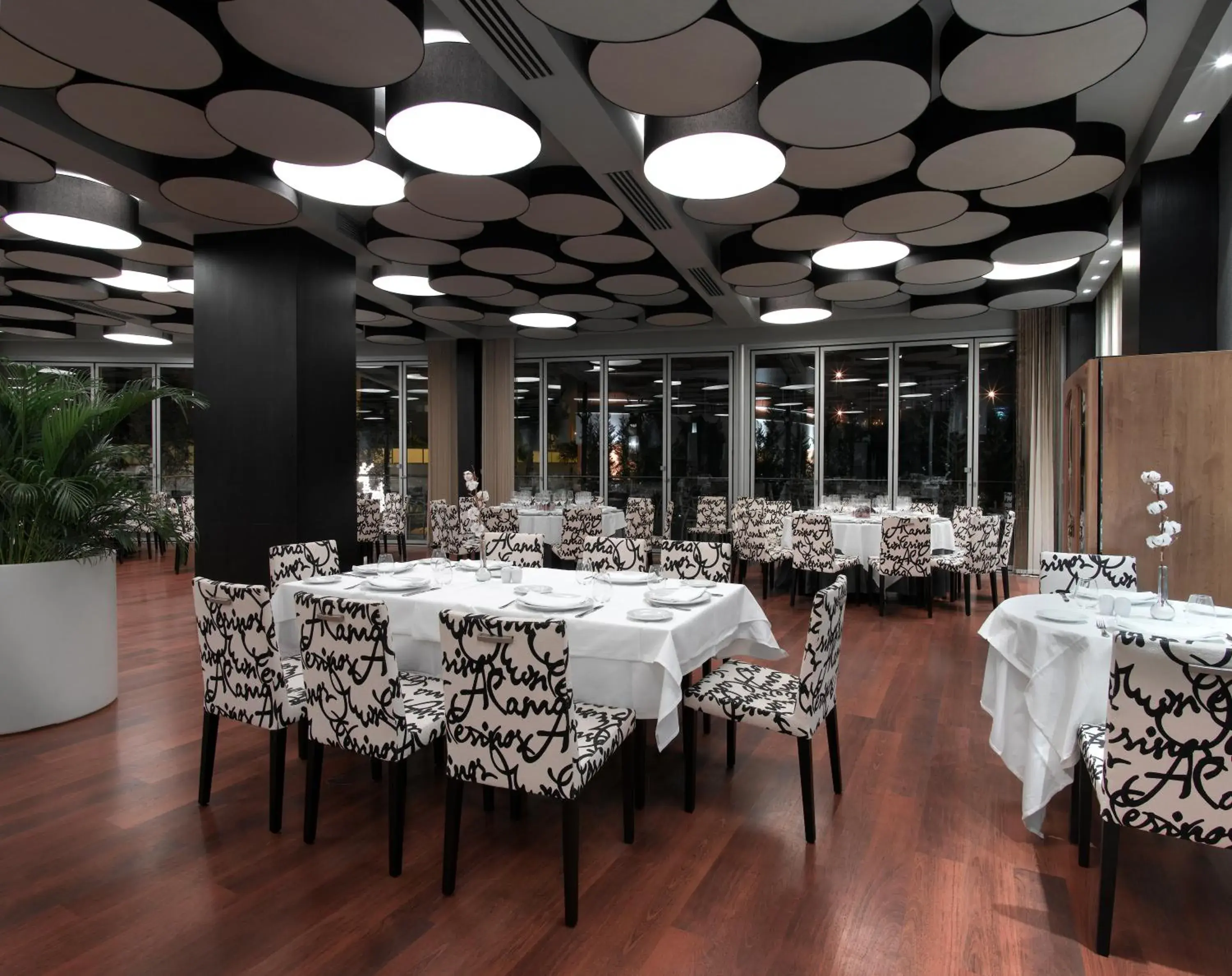 Restaurant/places to eat in Hotel Abades Nevada Palace Restaurant/places to eat in Hotel Abades Nevada Palace