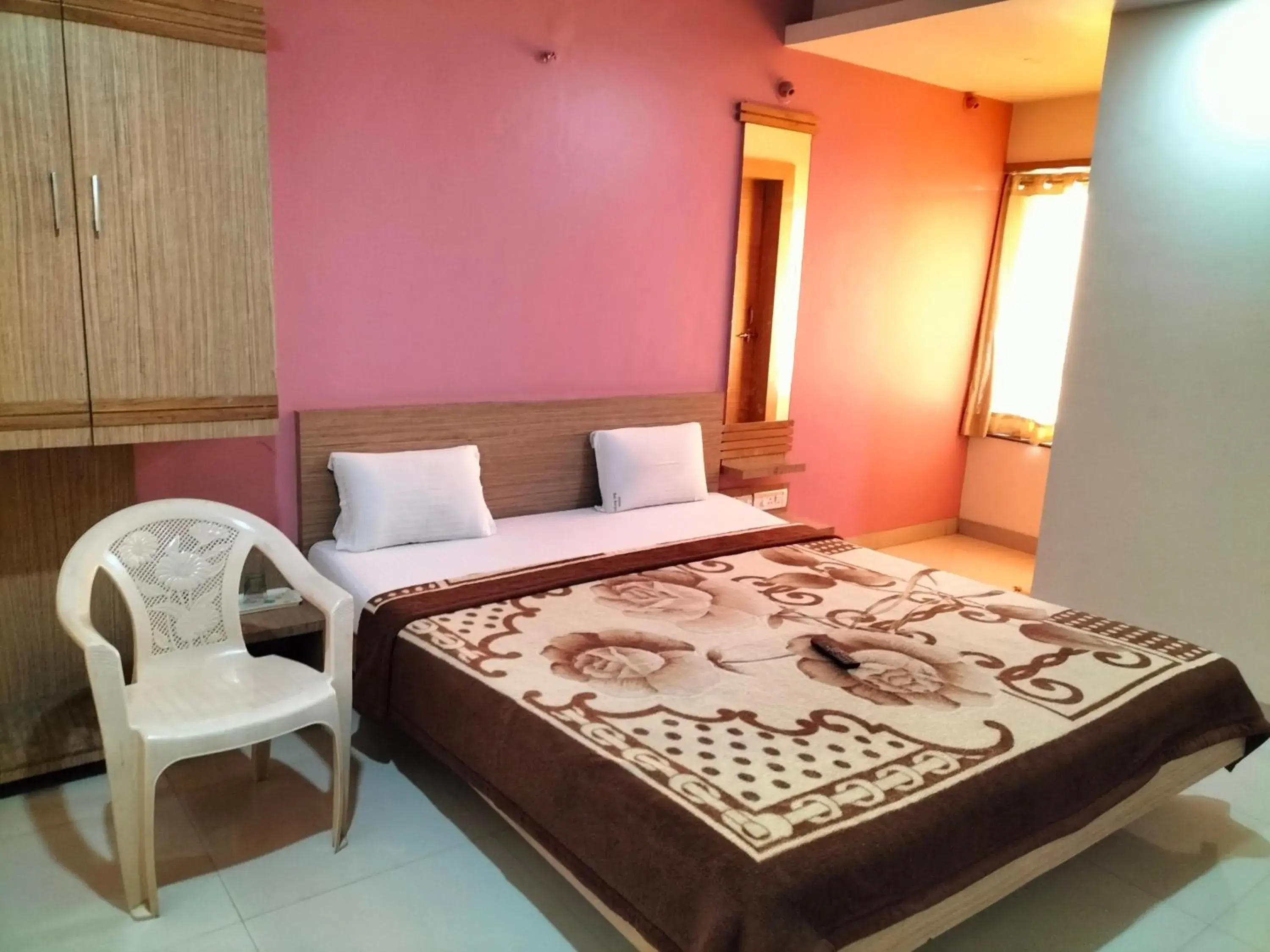 Photo of the whole room in HOTEL SAI SURYA Photo of the whole room in HOTEL SAI SURYA