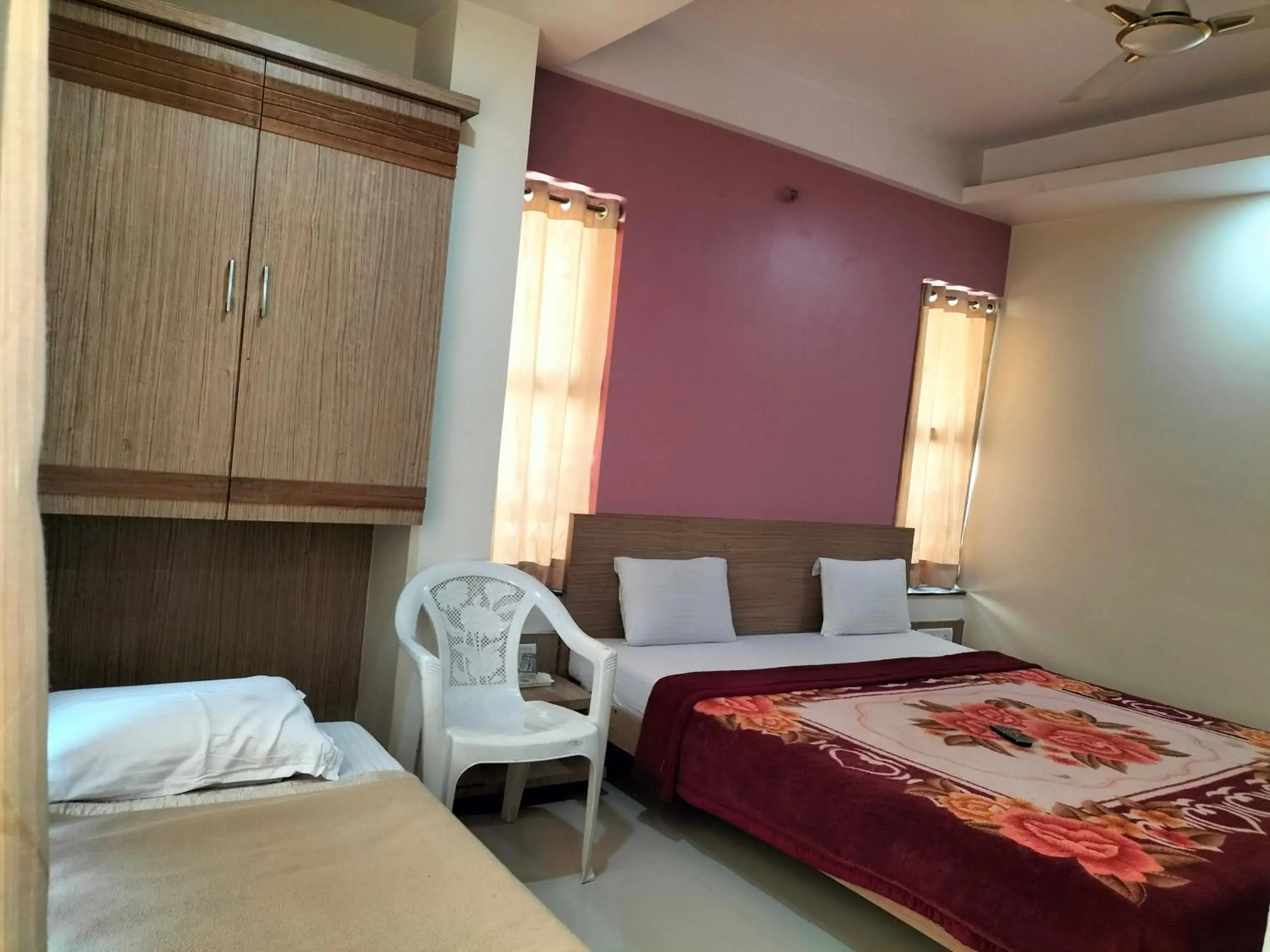 Photo of the whole room in HOTEL SAI SURYA Photo of the whole room in HOTEL SAI SURYA