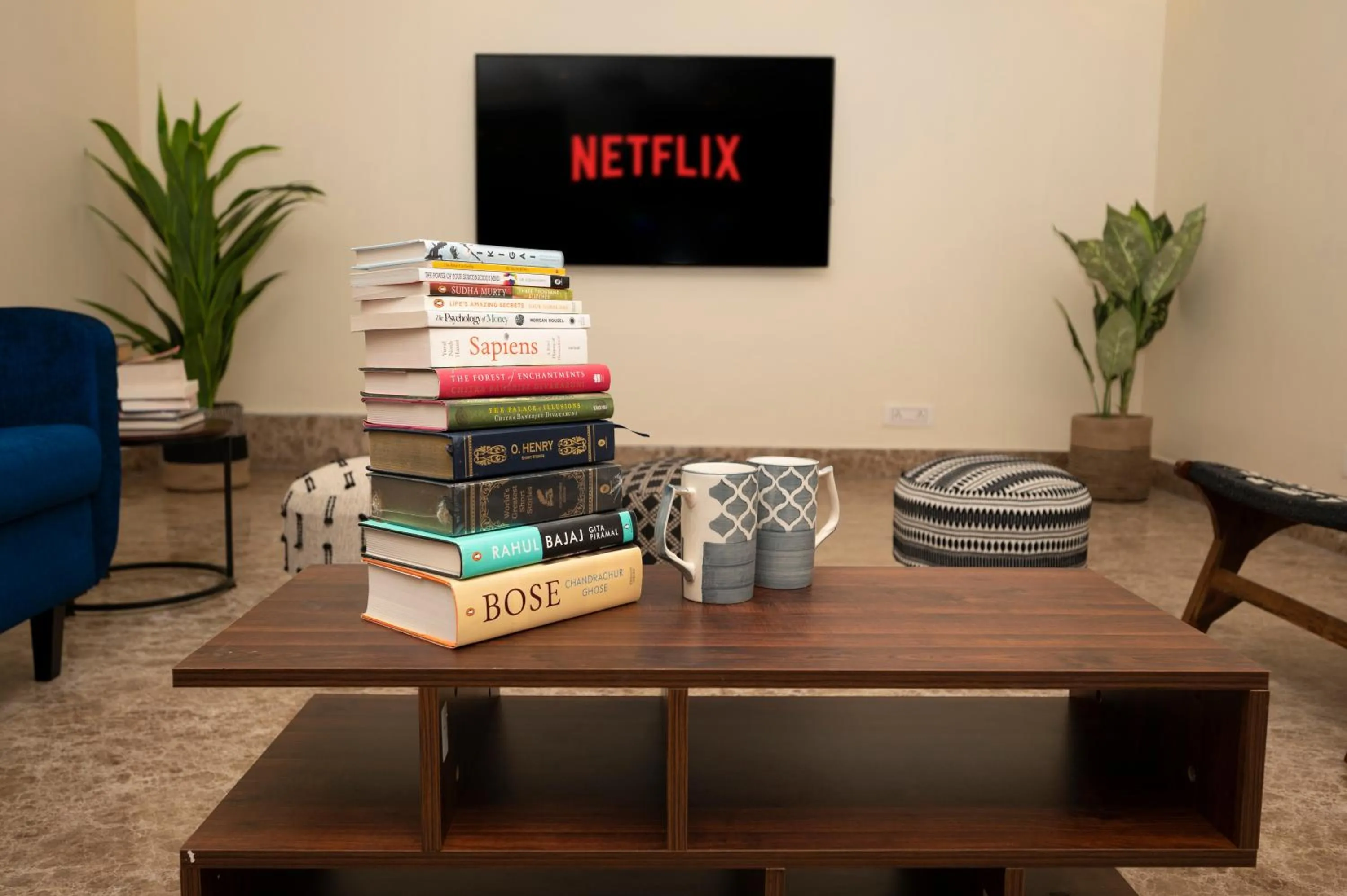 Property building in Lakeside Suites