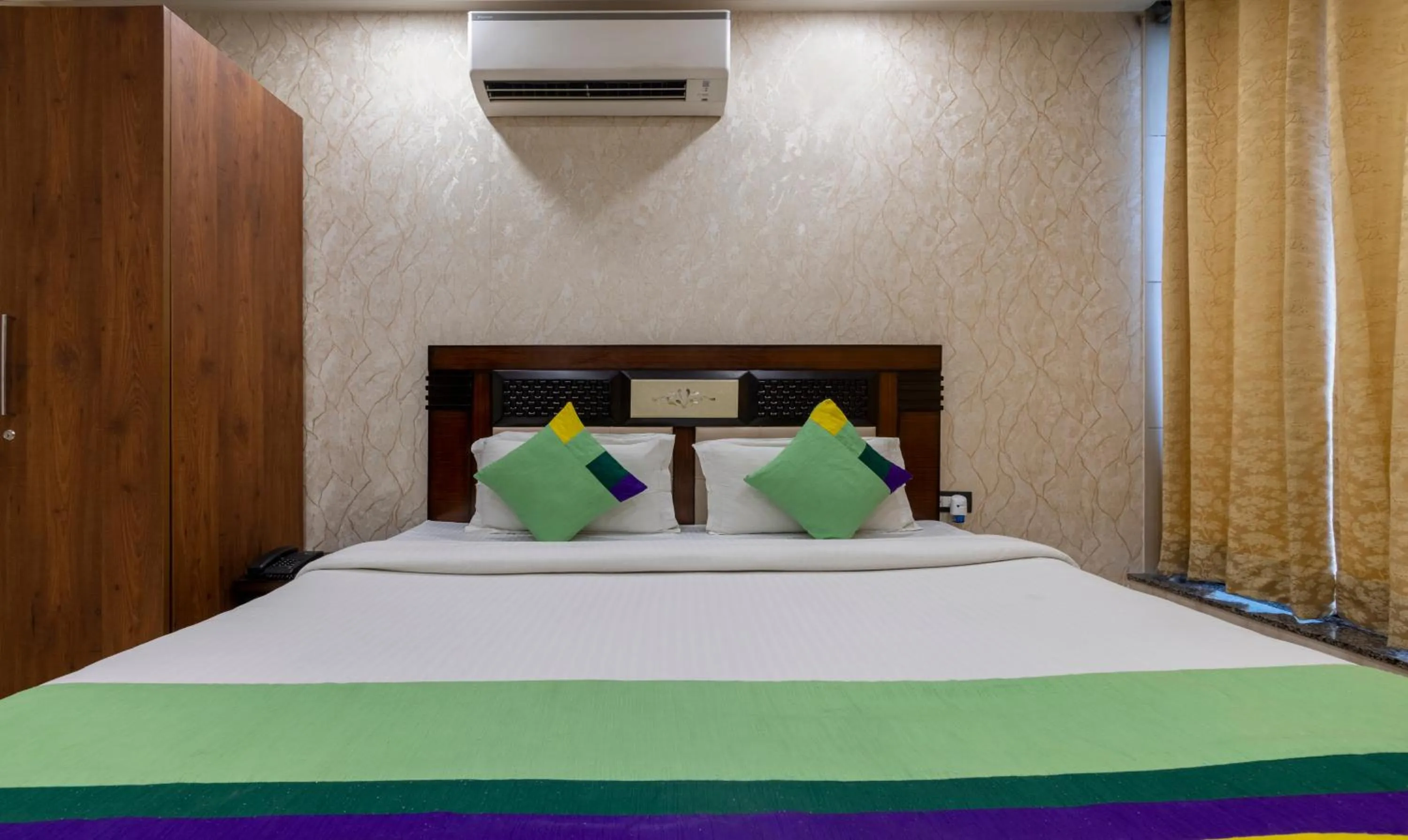 Bedroom, Bed in Treebo MVM Residency