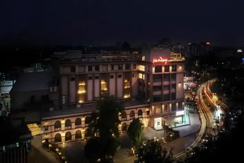 Facade/entrance in Sunday Hotel Vadodara Facade/entrance in Sunday Hotel Vadodara