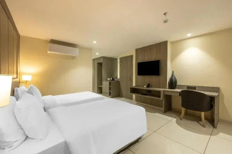 Bedroom, Bed in Sunday Hotel Vadodara Bedroom, Bed in Sunday Hotel Vadodara