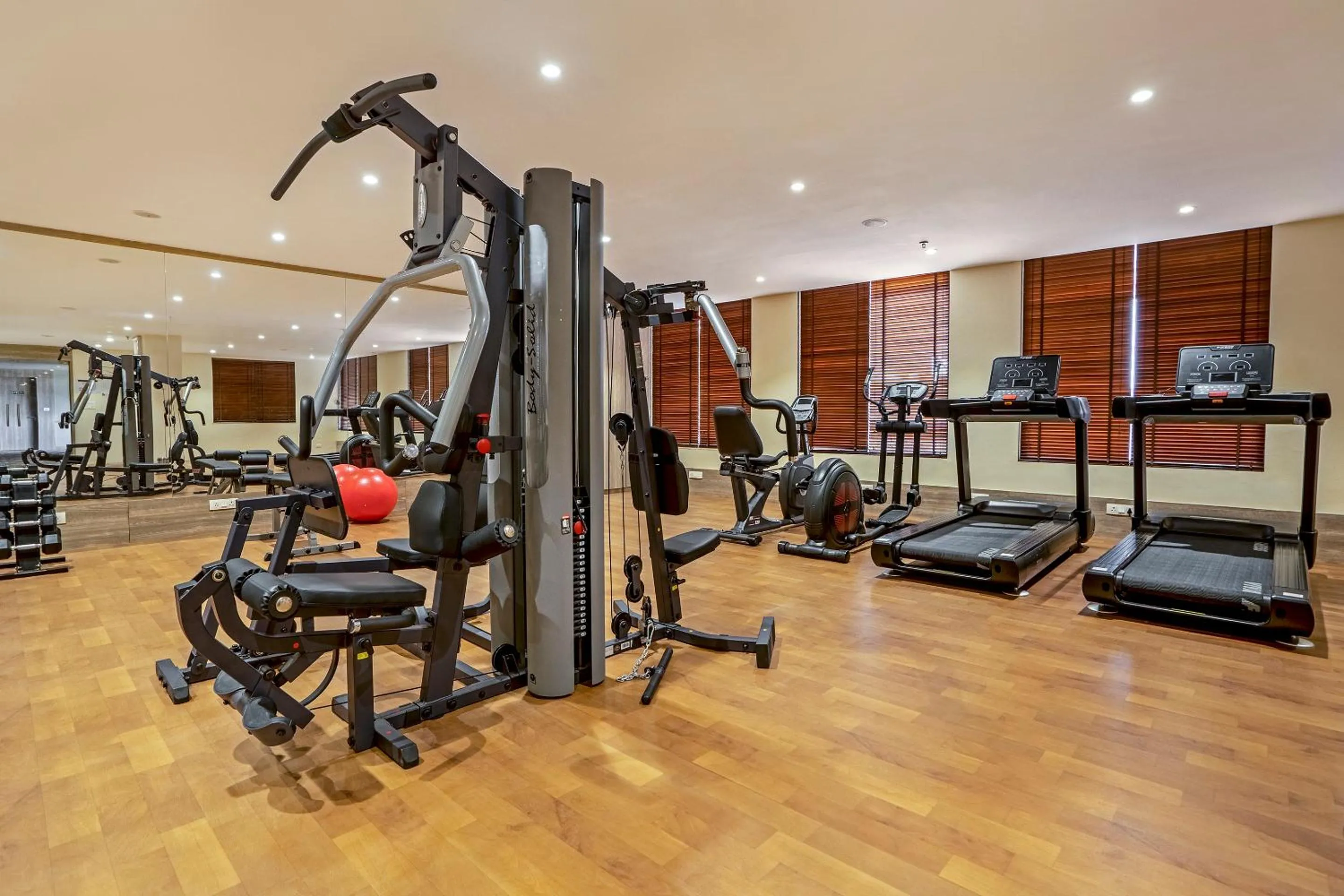 Fitness centre/facilities in Sunday Hotel Vadodara