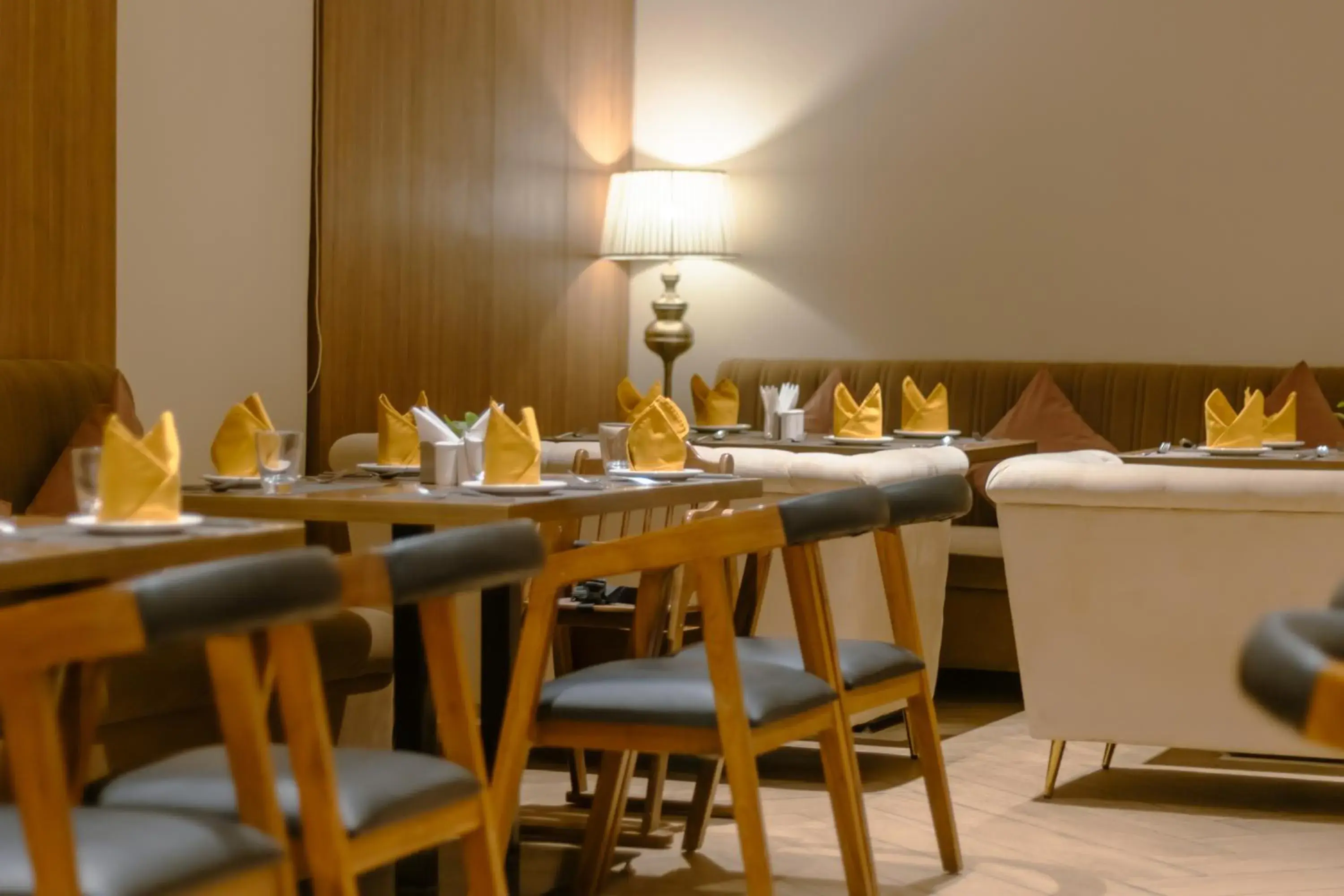 Restaurant/places to eat in Udman Hotel Gurugram Restaurant/places to eat in Udman Hotel Gurugram