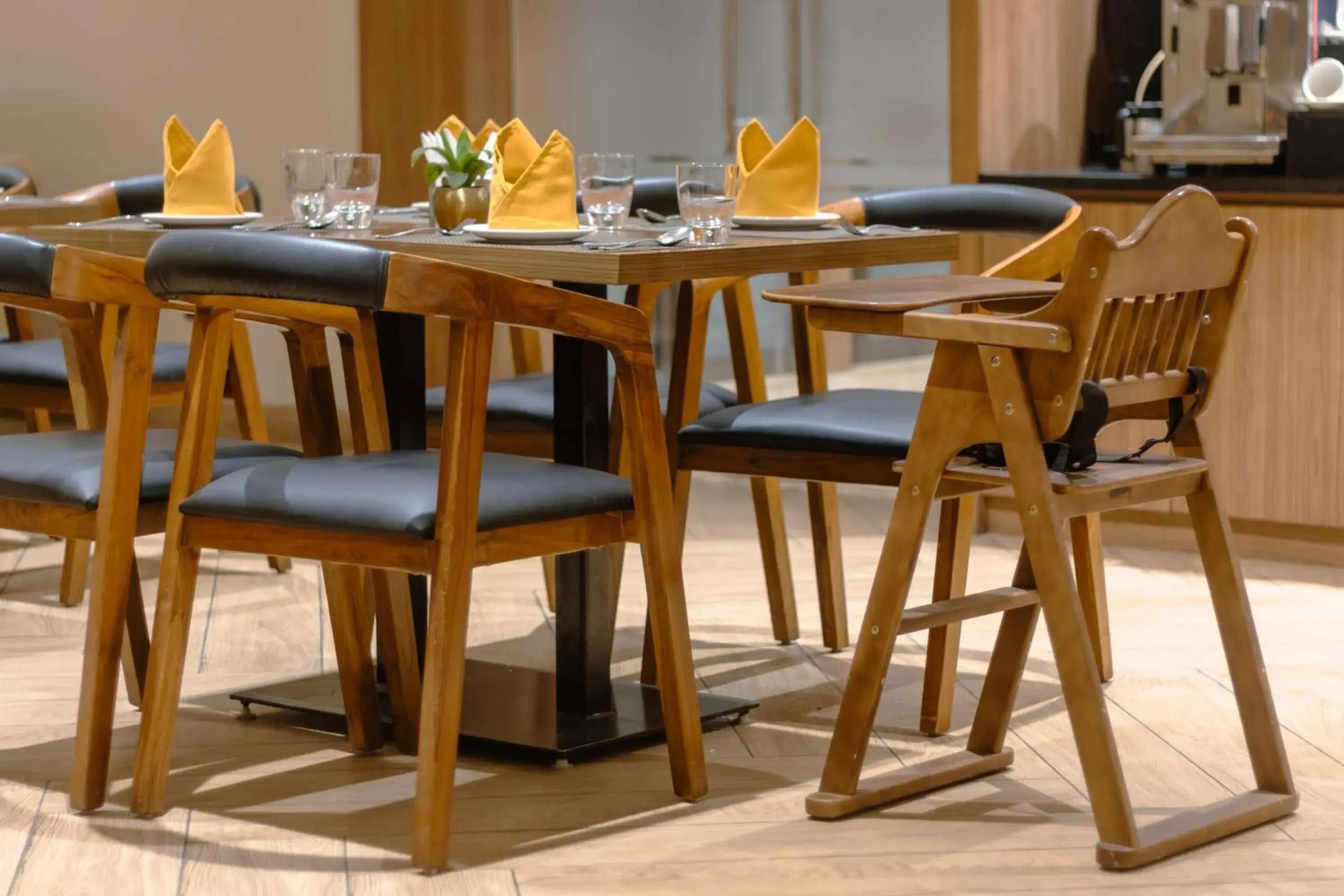 Restaurant/places to eat in Udman Hotel Gurugram Restaurant/places to eat in Udman Hotel Gurugram