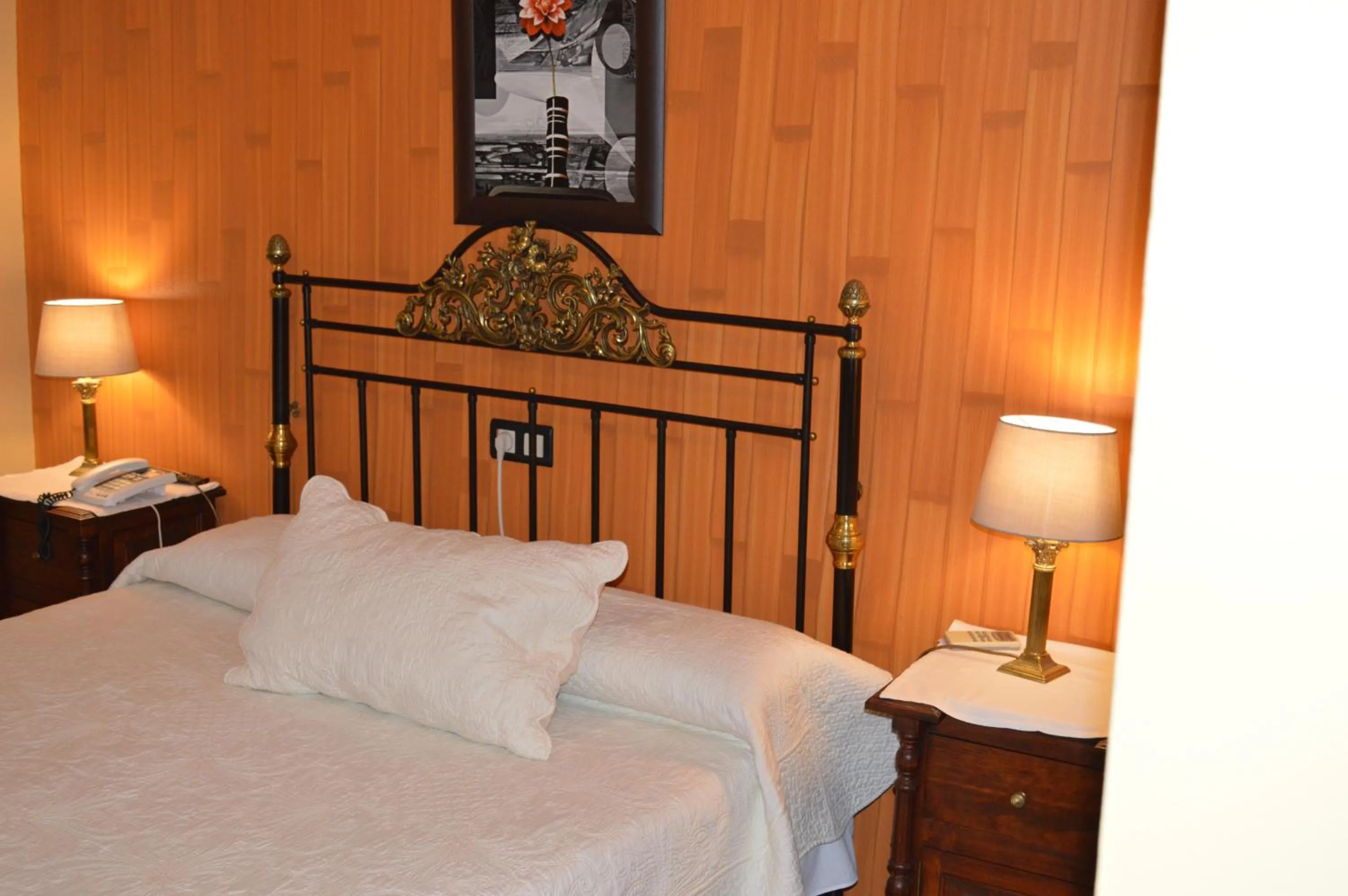 Decorative detail, Bed in Plaza de Toros