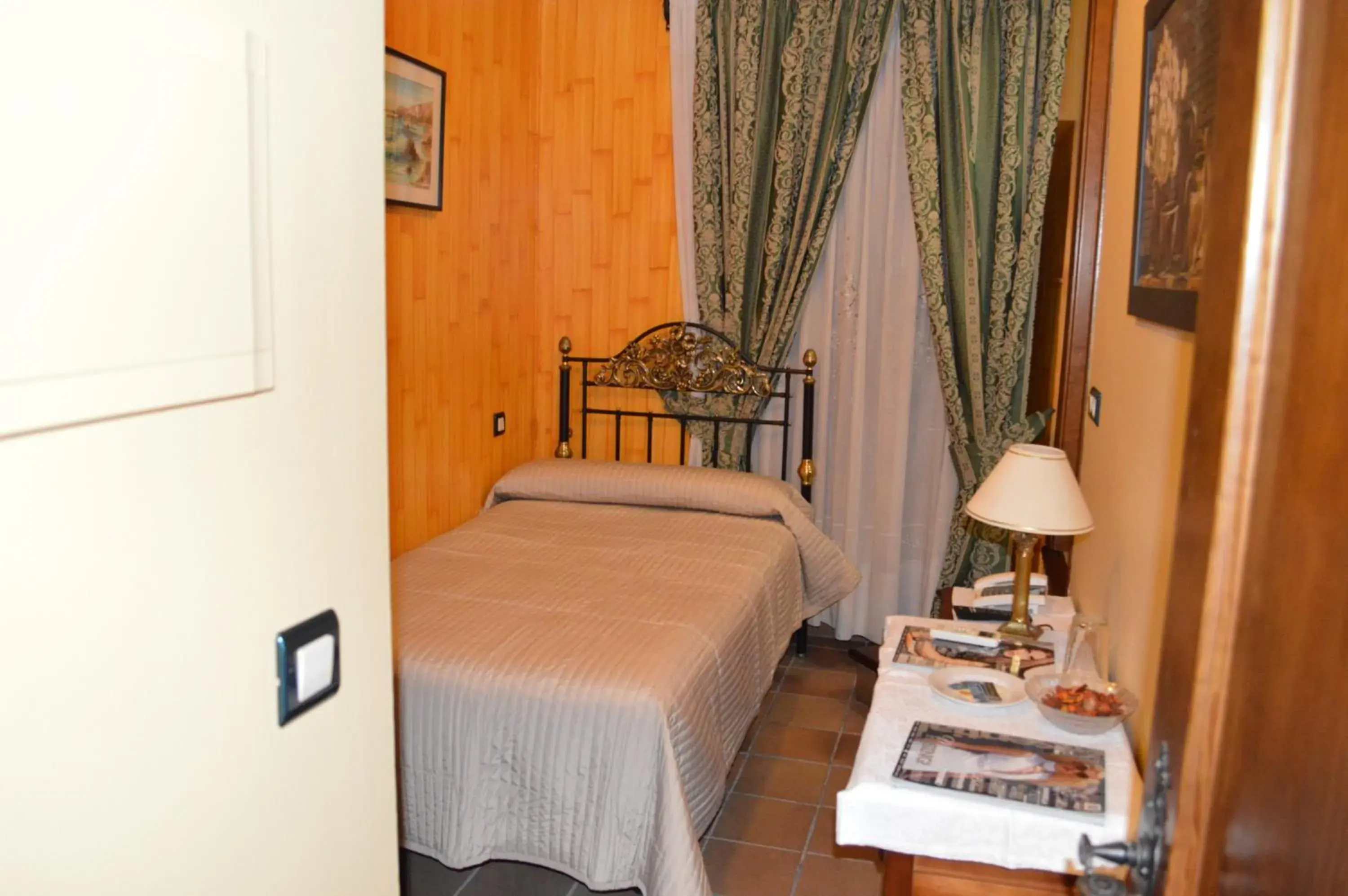 Single Room in Plaza de Toros Single Room in Plaza de Toros