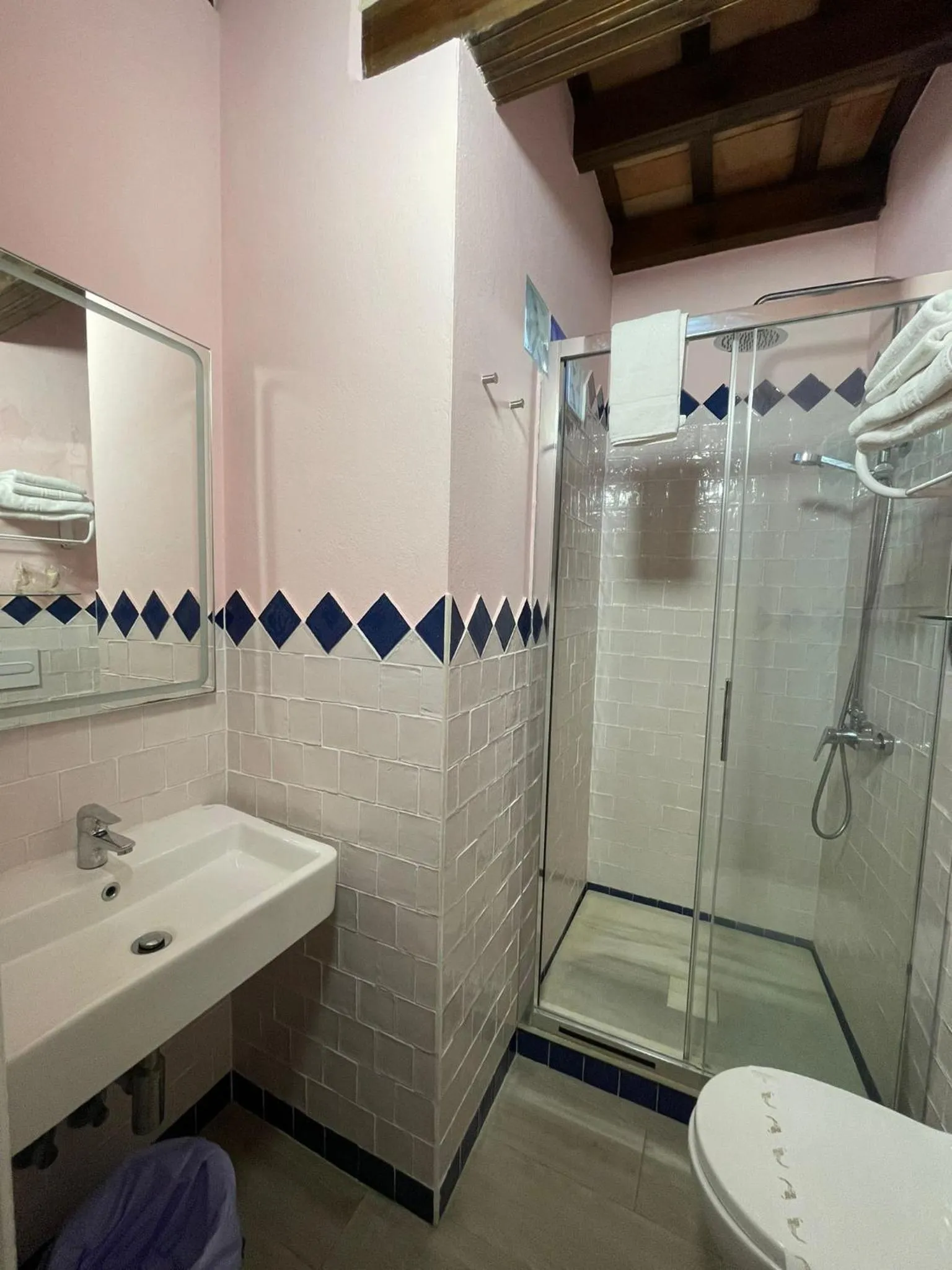 Bathroom in Vagamundos