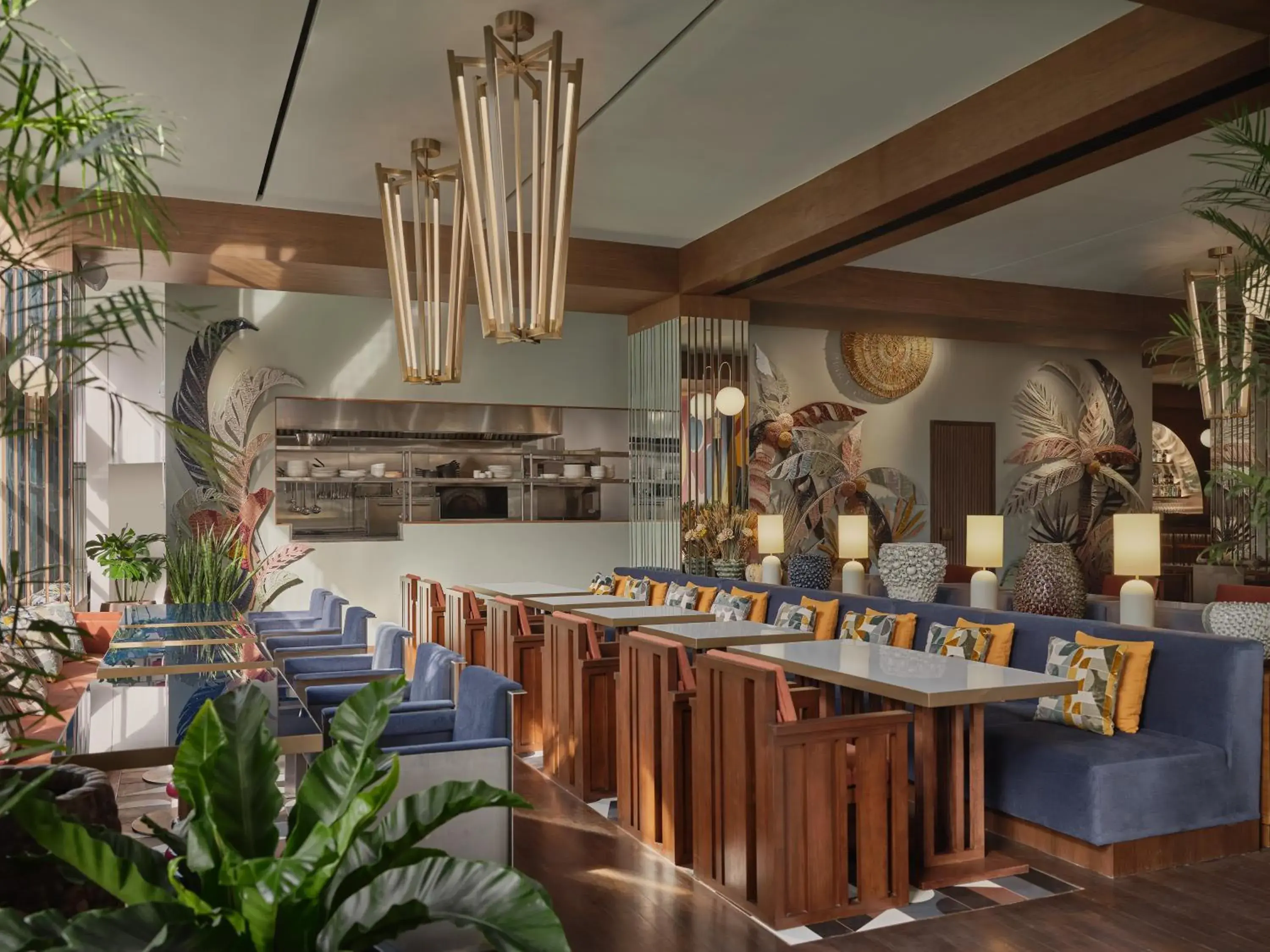 Restaurant/places to eat in Public House Bangkok, a Member of Design Hotels Restaurant/places to eat in Public House Bangkok, a Member of Design Hotels