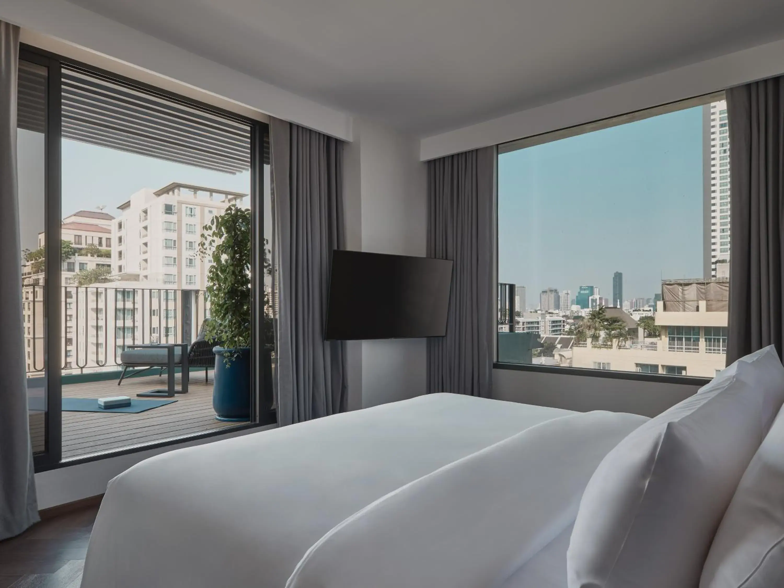 Bed in Public House Bangkok, a Member of Design Hotels Bed in Public House Bangkok, a Member of Design Hotels