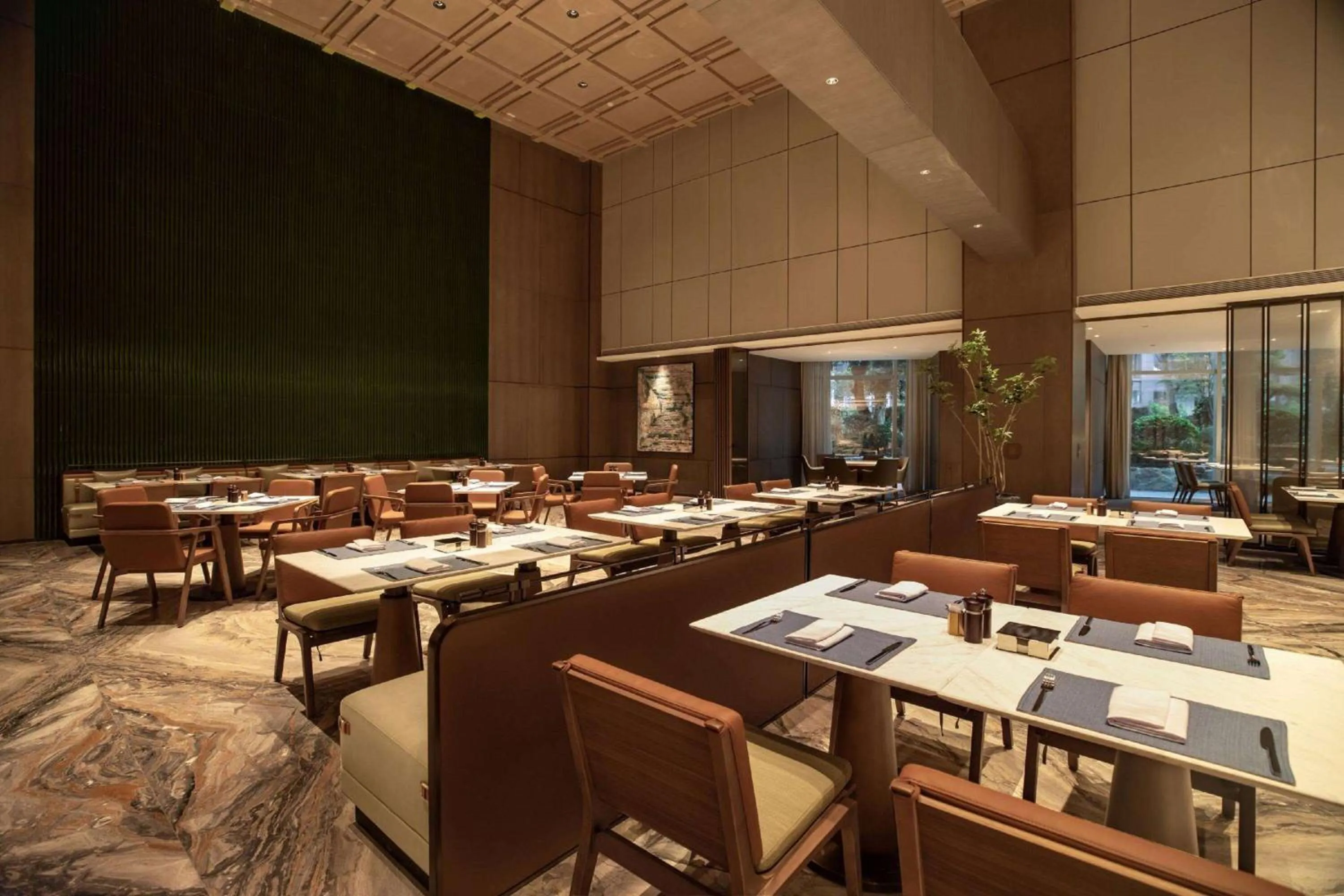 Restaurant/places to eat in Wyndham Grand Plaza Royale Yujia Anhua