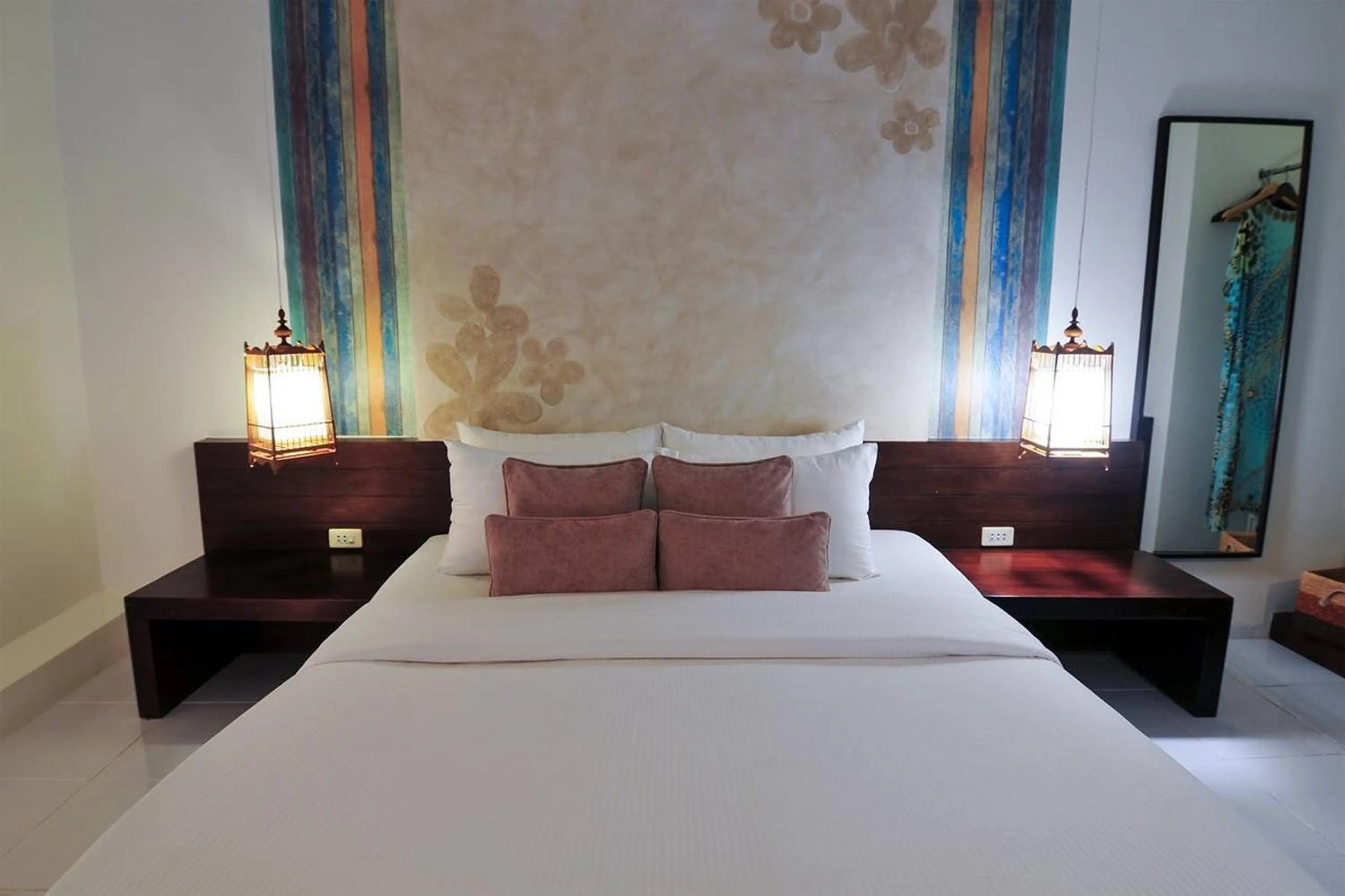 Bed in Palm Resort Krabi